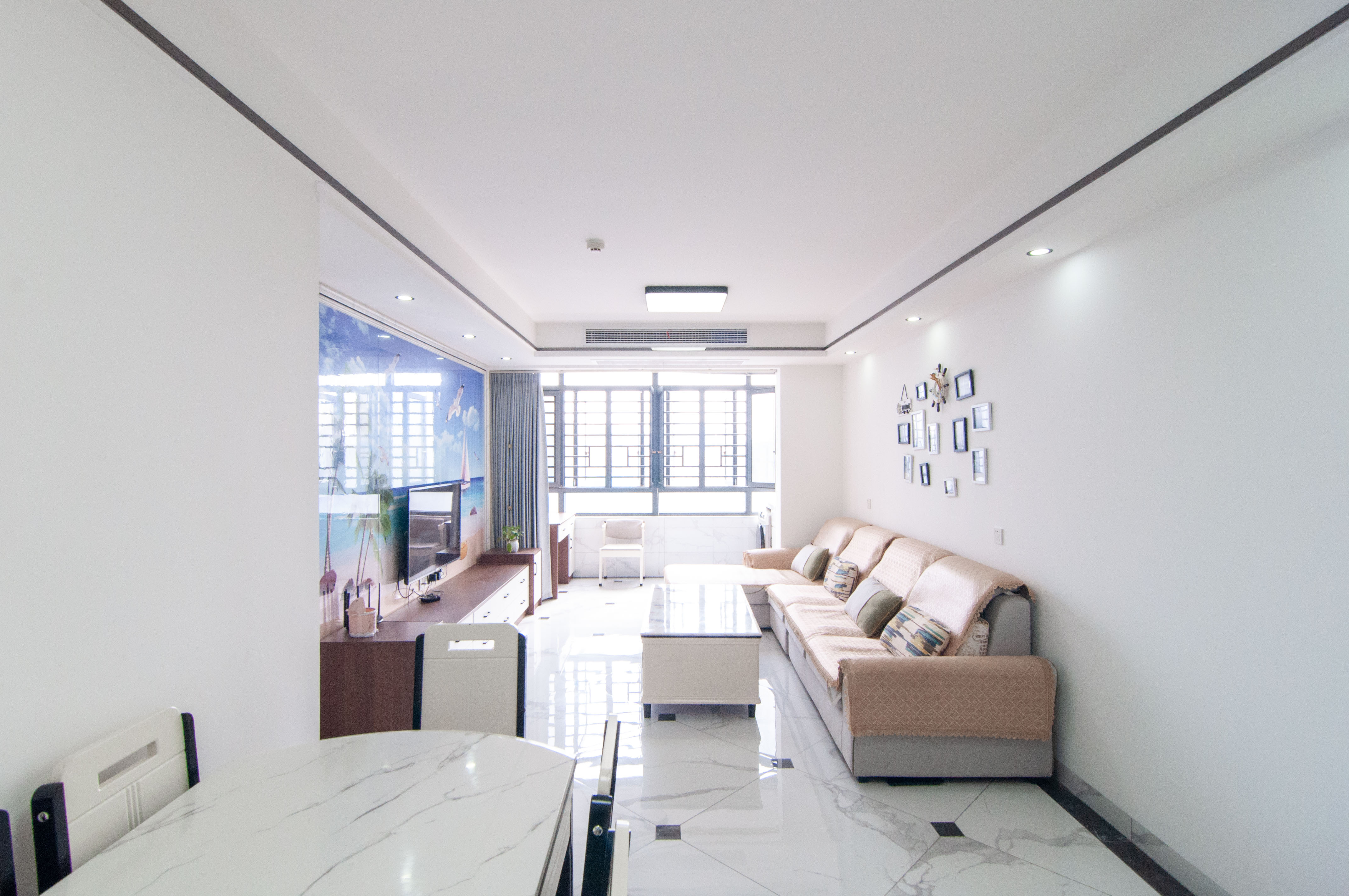 振业城三期 3室2厅2卫 139.0万 振业城三期 3室2厅2卫 139.0万客厅