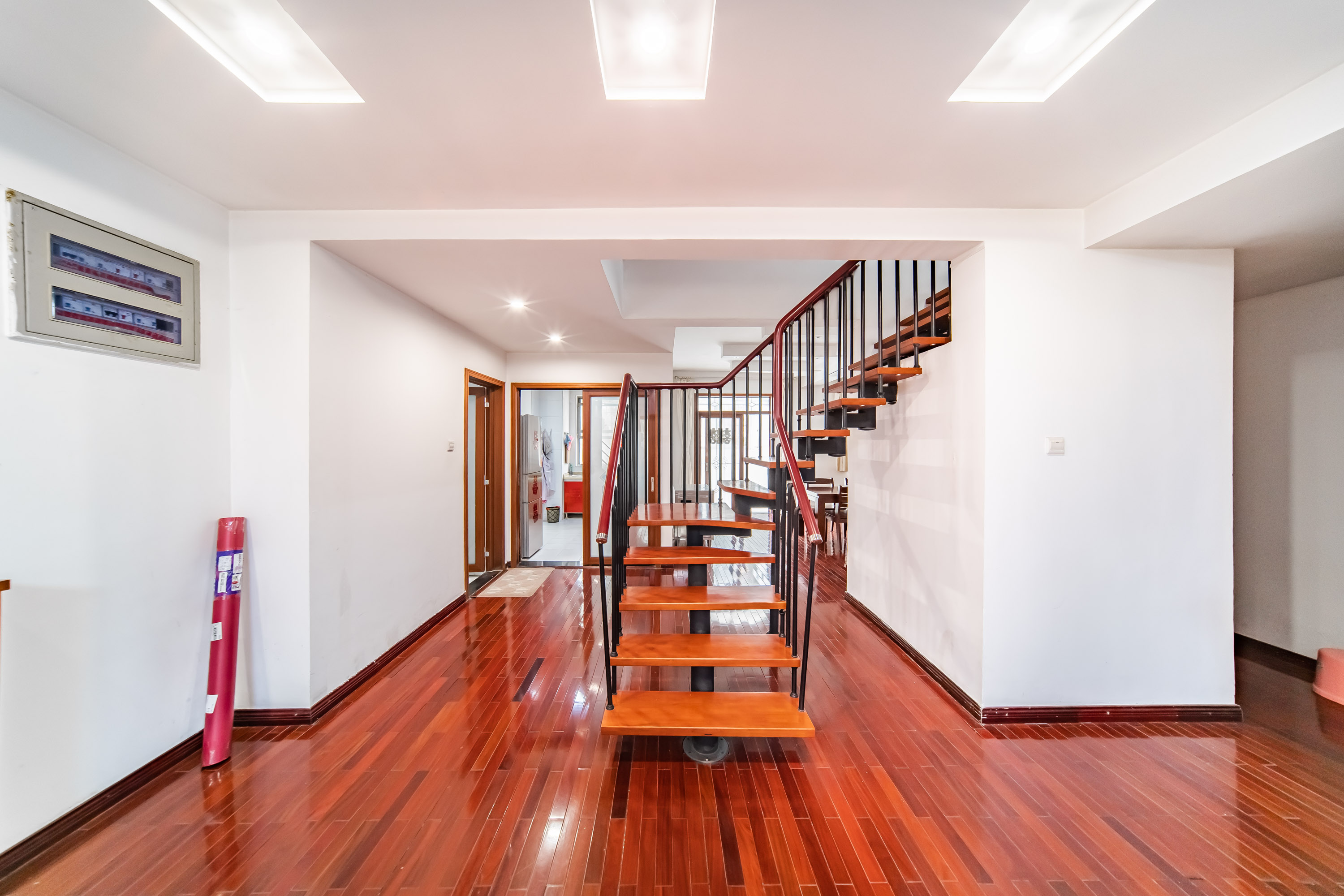 阳光100二期  5室2厅2卫    176.0万 阳光100二期  5室2厅2卫    176.0万其他