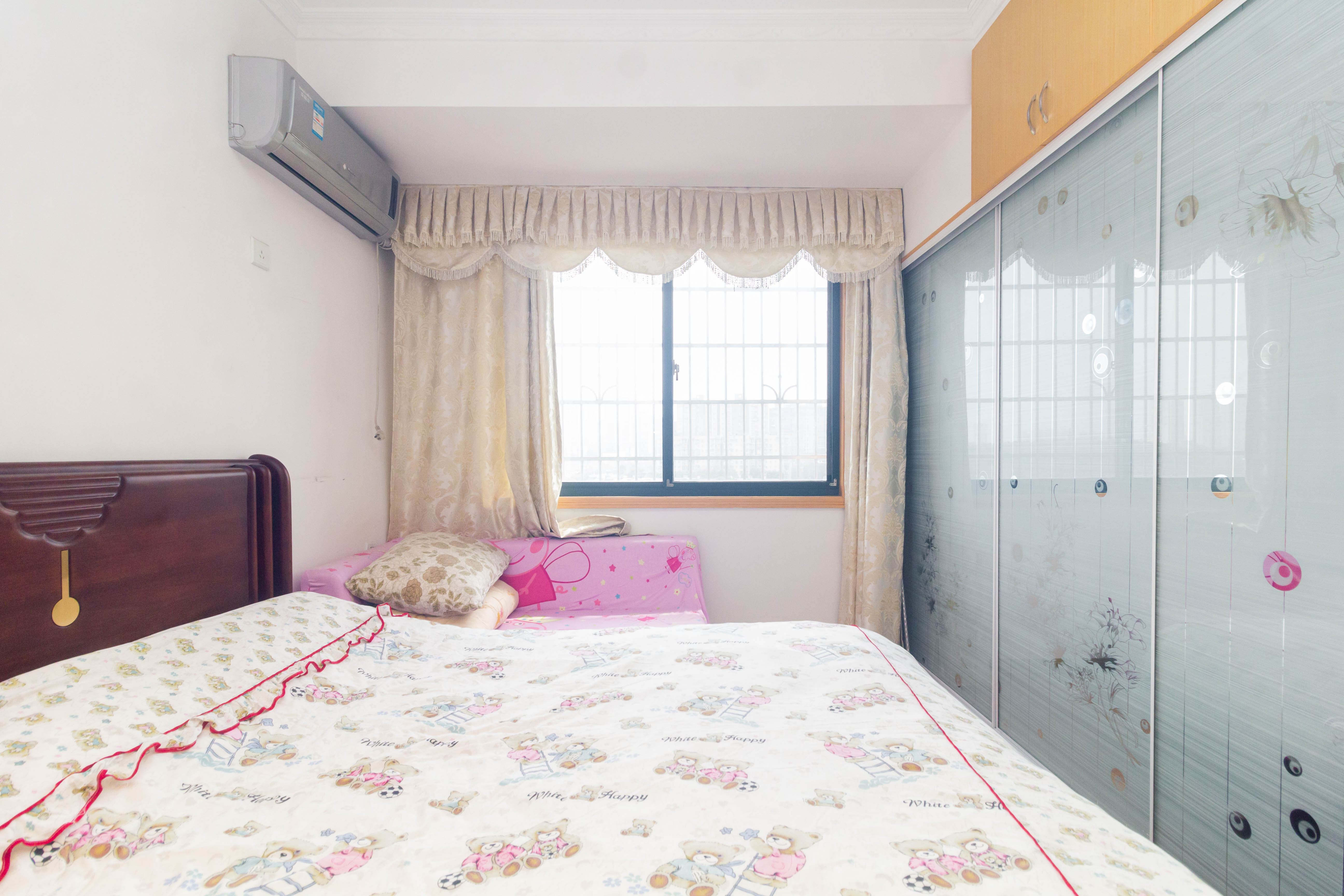 东业早安星城 2室1厅1卫 35.0万 东业早安星城 2室1厅1卫 35.0万卧室