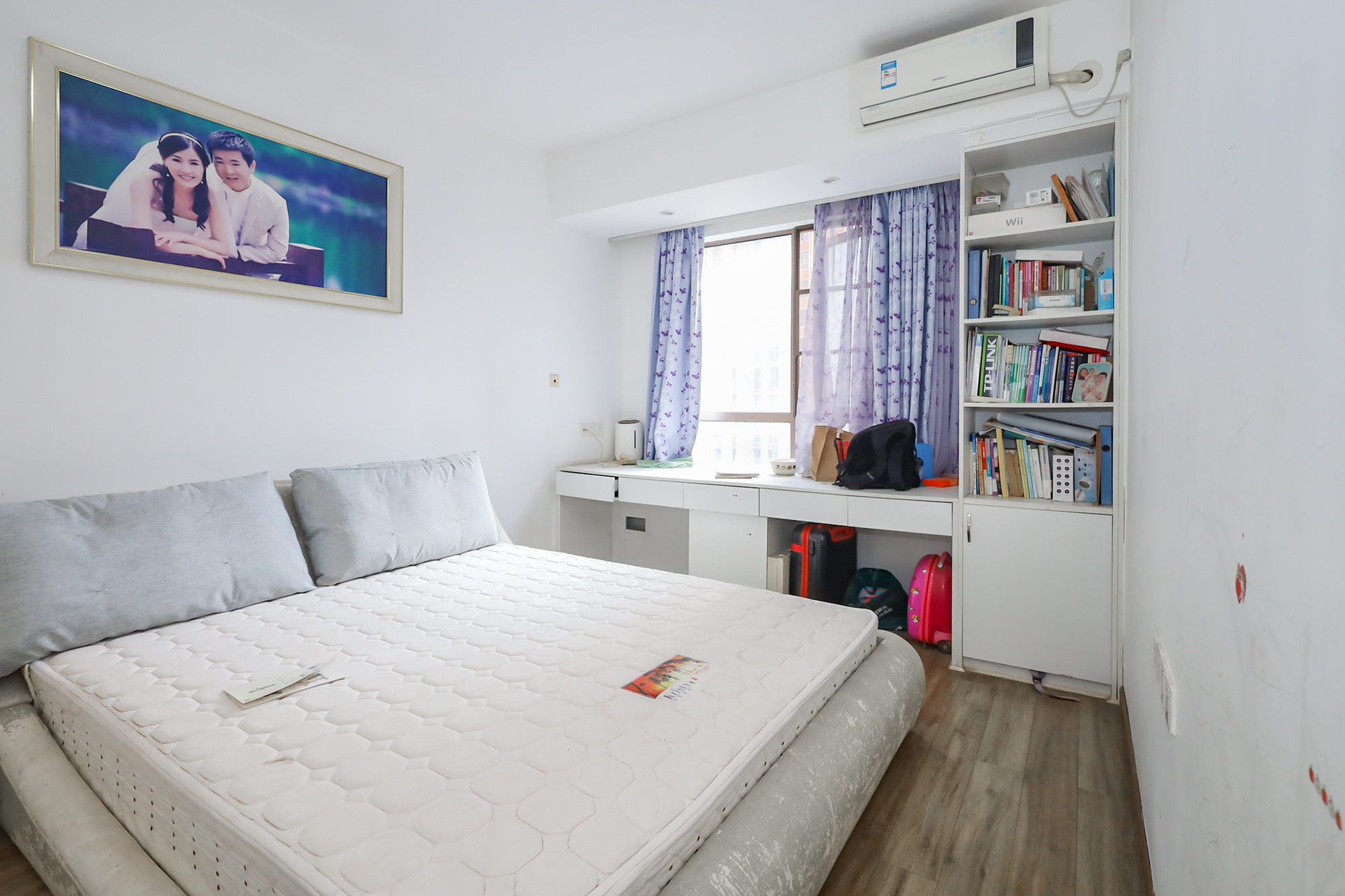 世茂铂翠湾一期  2室2厅1卫    110.0万 世茂铂翠湾一期  2室2厅1卫    110.0万卧室