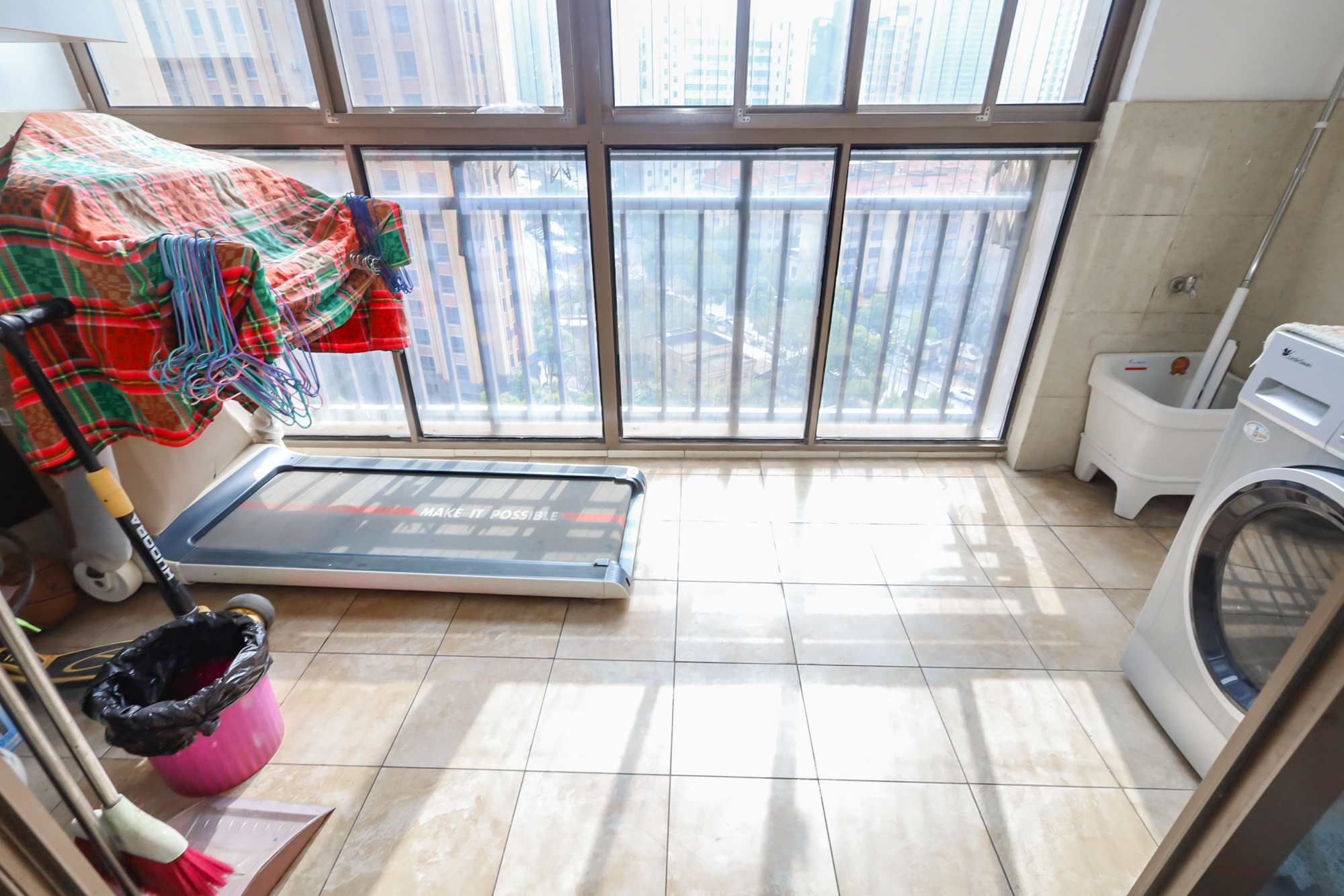 世茂铂翠湾一期  2室2厅1卫    110.0万 世茂铂翠湾一期  2室2厅1卫    110.0万阳台