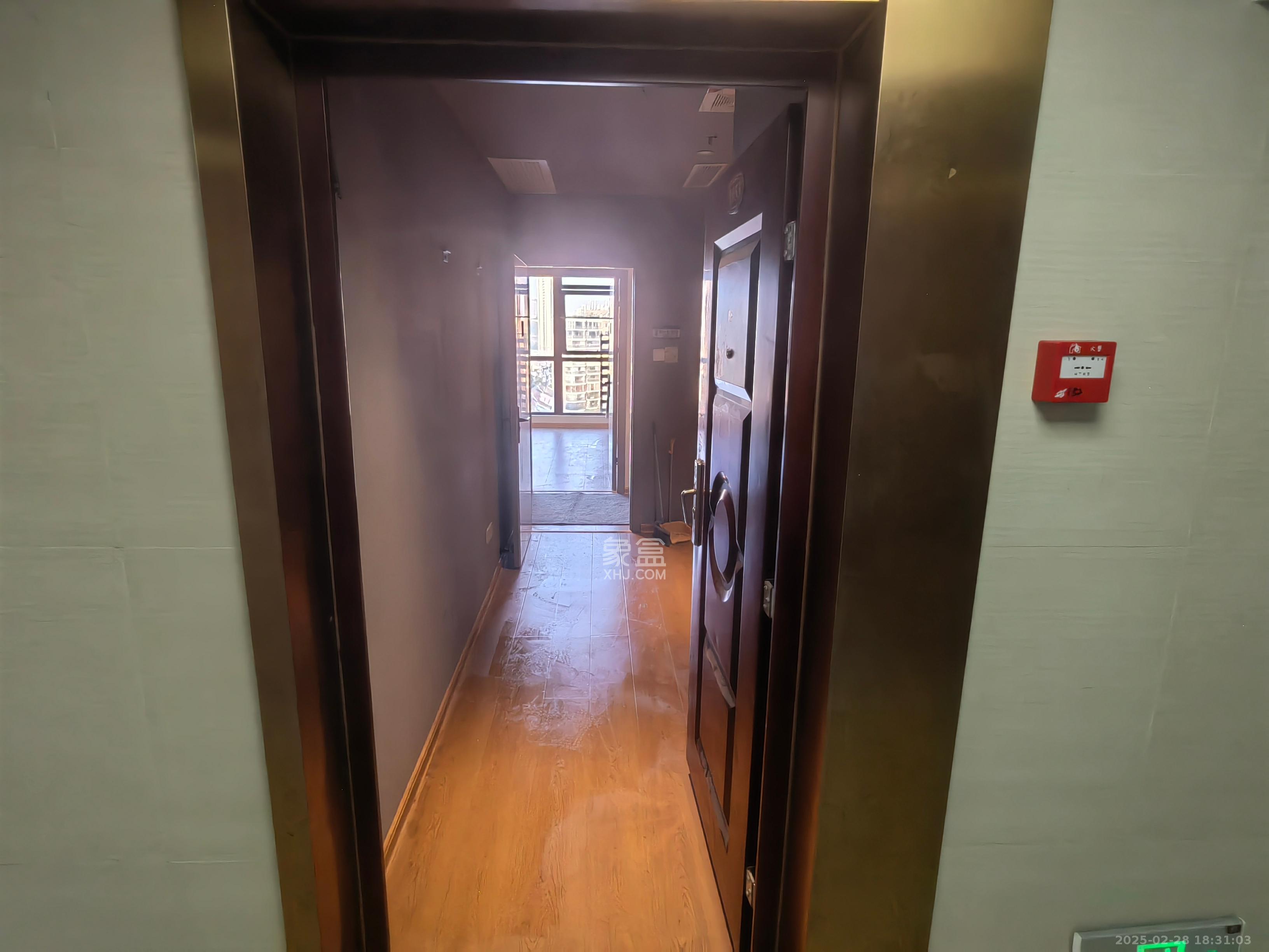 乐尚城  1室0厅0卫    6500.0元/月 乐尚城  1室0厅0卫    6500.0元/月