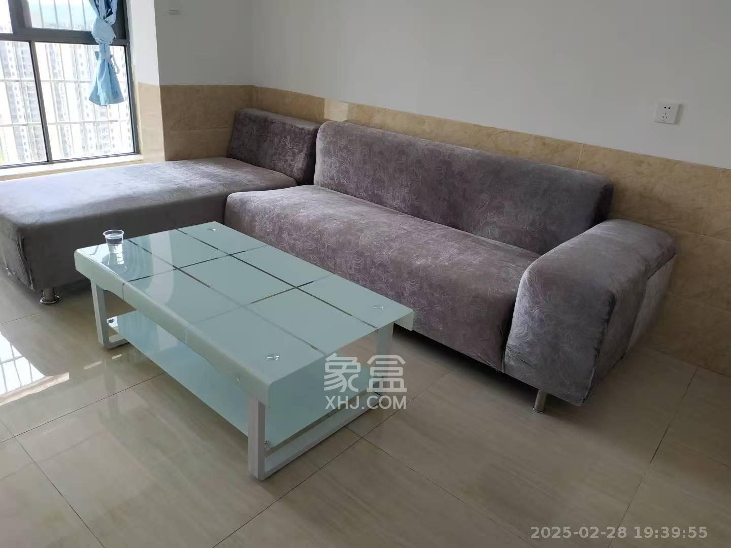 家兴苑  2室1厅1卫   2000.00元/月室内图1
