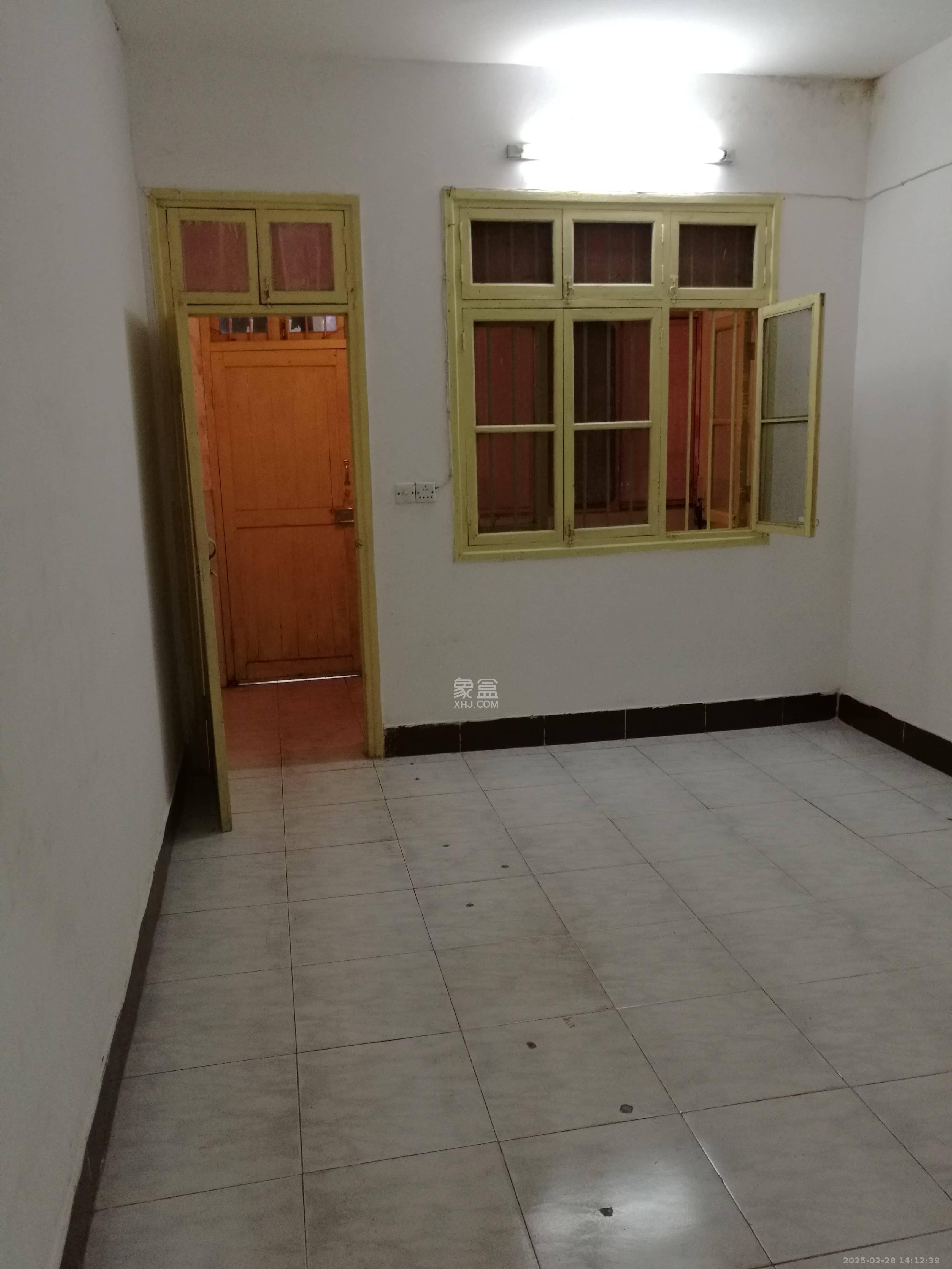 人民新村 2室2厅1卫 2000.0元/月 人民新村 2室2厅1卫 2000.0元/月室内图