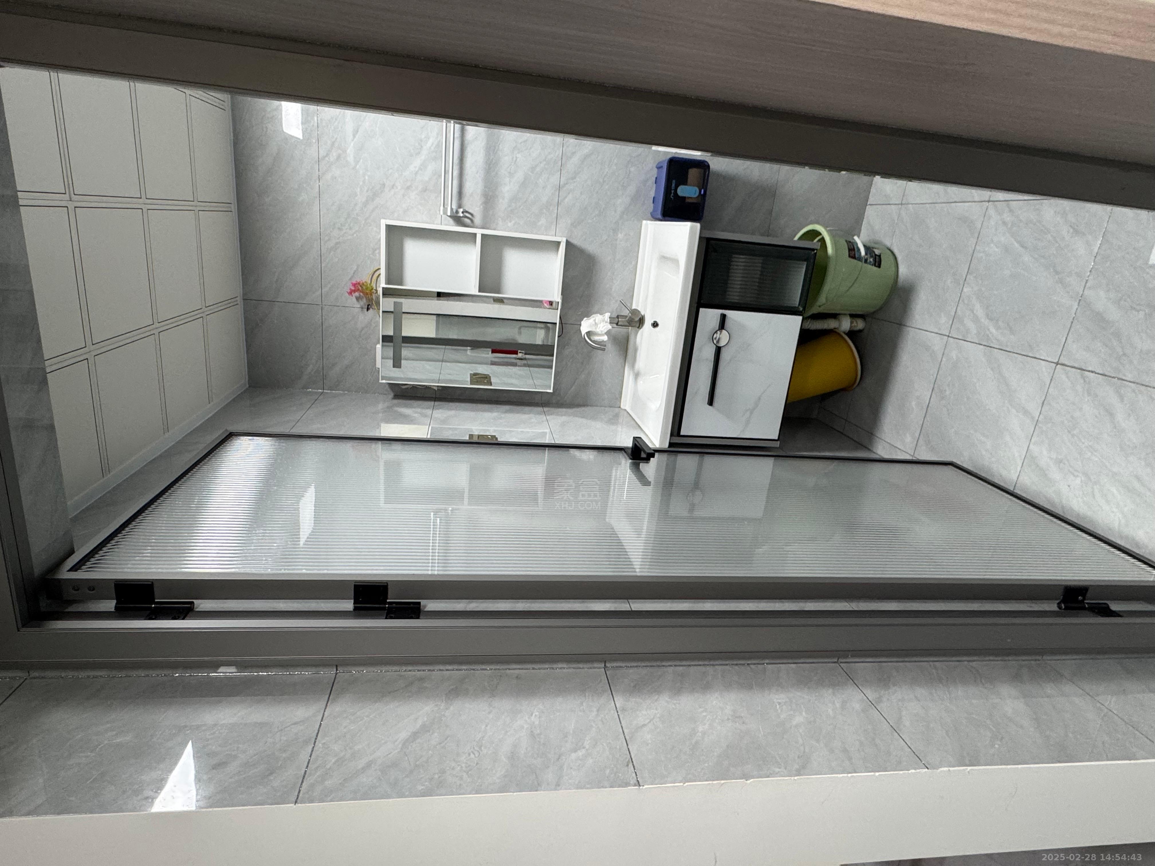 经世龙城 1室1厅1卫 1300.0元/月 经世龙城 1室1厅1卫 1300.0元/月室内图