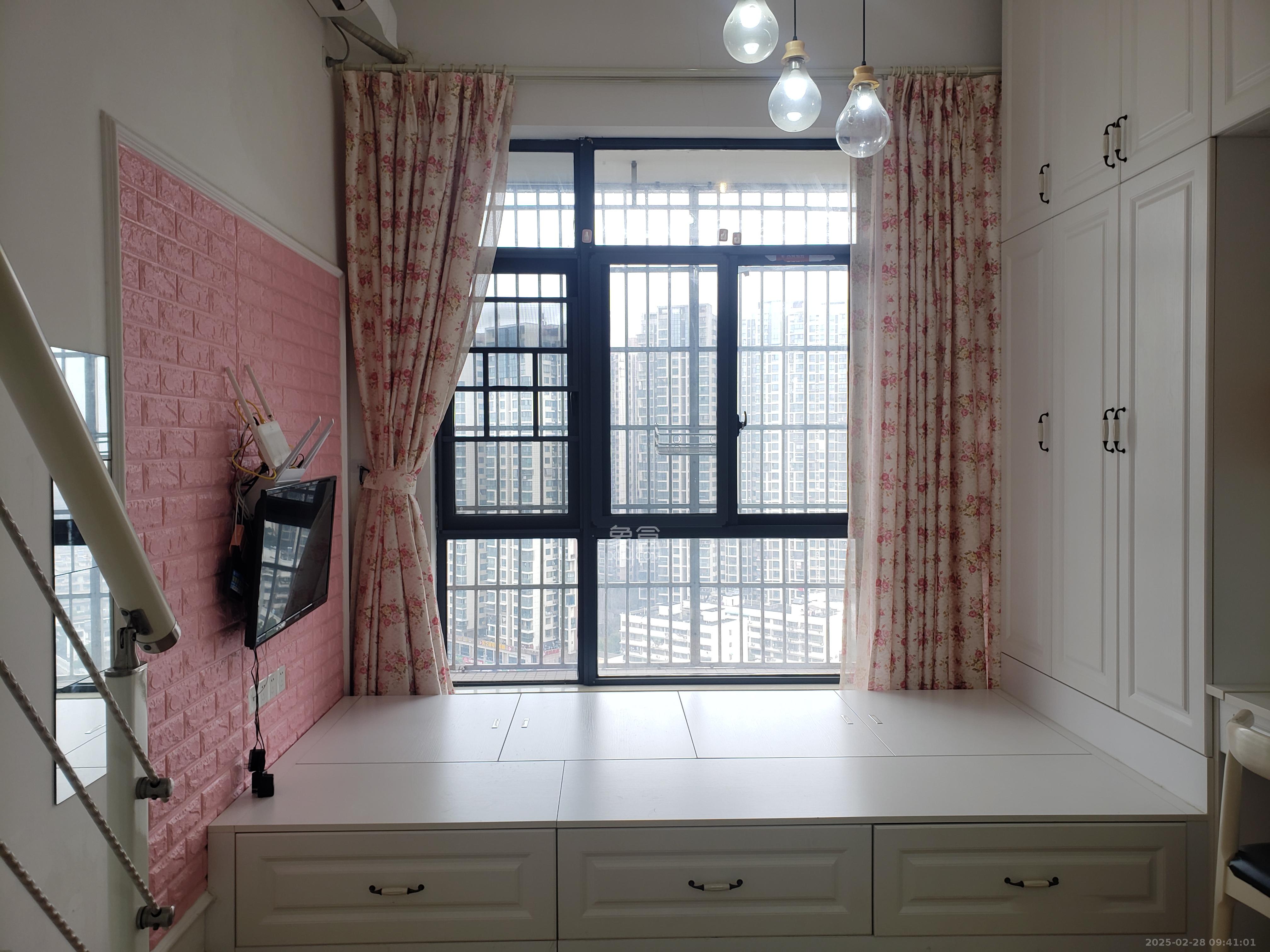 叠彩兰亭 1室1厅1卫 1500.0元/月 叠彩兰亭 1室1厅1卫 1500.0元/月室内图