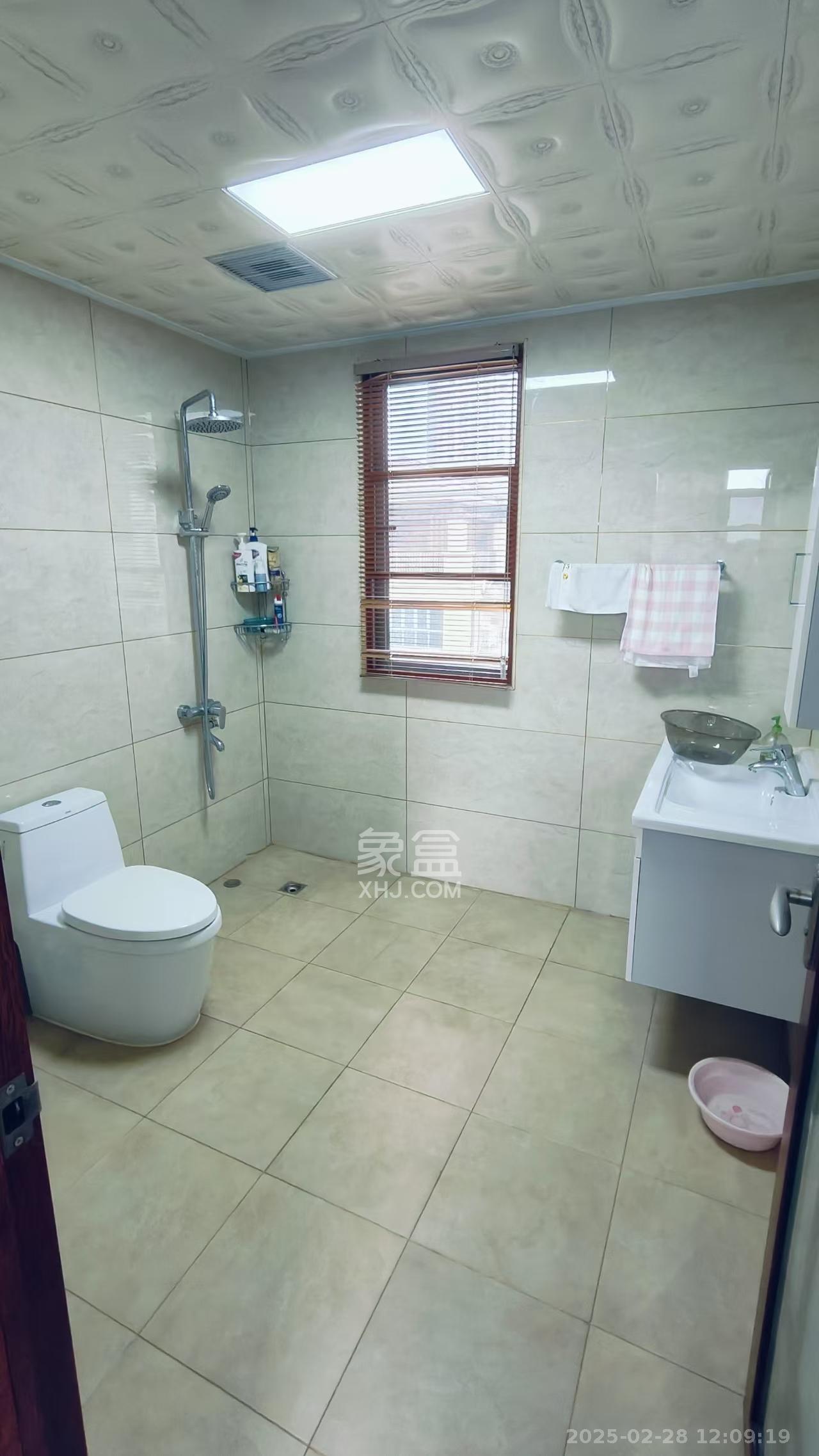 天麓尚层 5室2厅4卫 10000.0元/月 天麓尚层 5室2厅4卫 10000.0元/月室内图