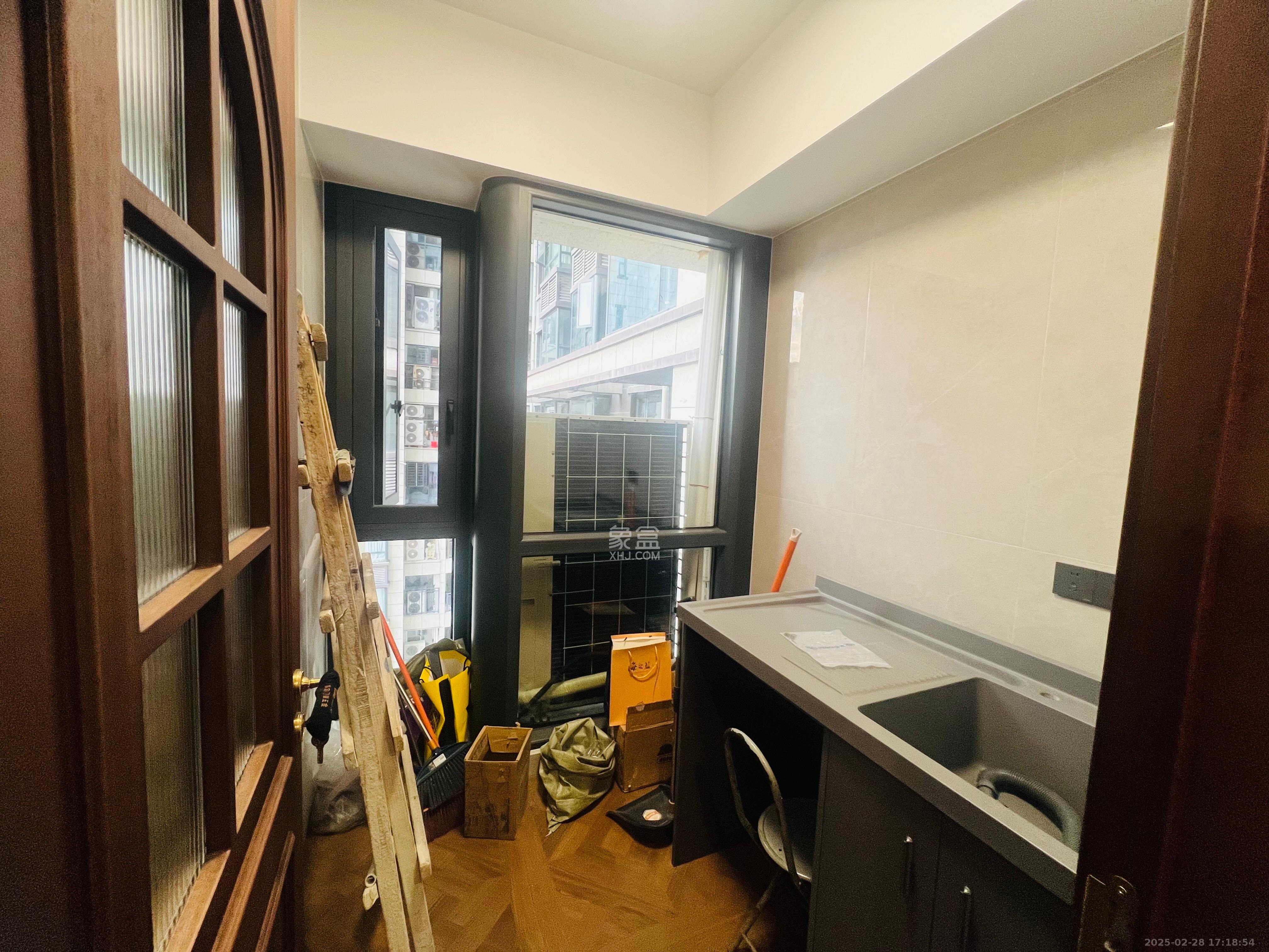 宝能公馆(美联天骄城五期) 4室2厅2卫 7500.0元/月 宝能公馆(美联天骄城五期) 4室2厅2卫 7500.0元/月室内图