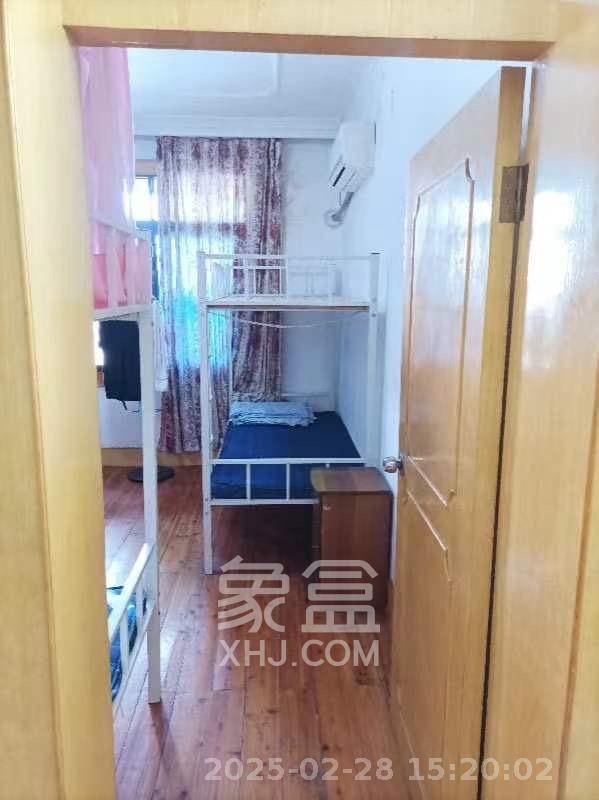 卫国街散盘  2室1厅1卫   2000.00元/月室内图