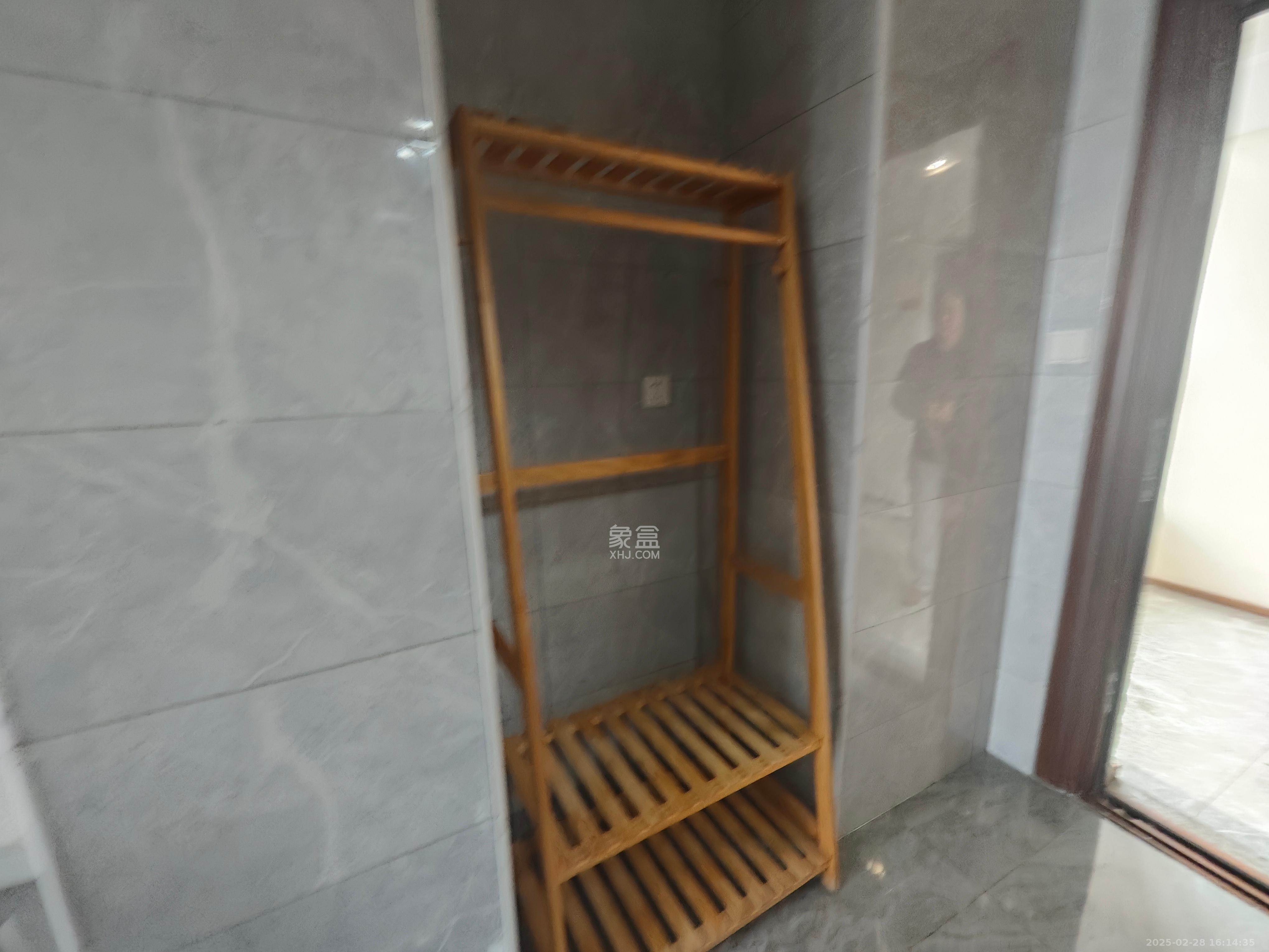 长沙高铁吾悦广场  1室1厅1卫    1500.0元/月室内图