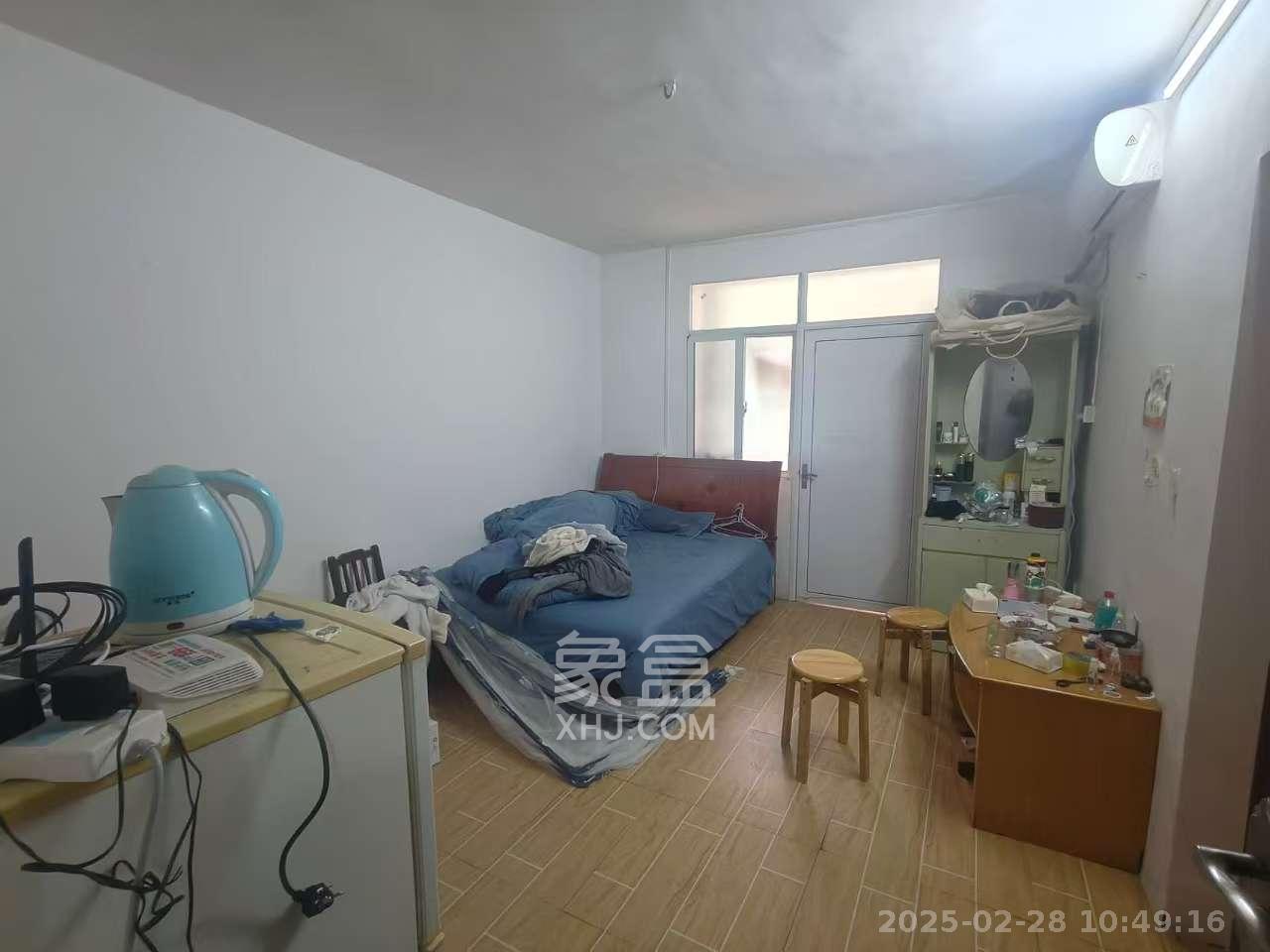 文藝村  2室1廳1衛(wèi)   1800.00元/月室內(nèi)圖
