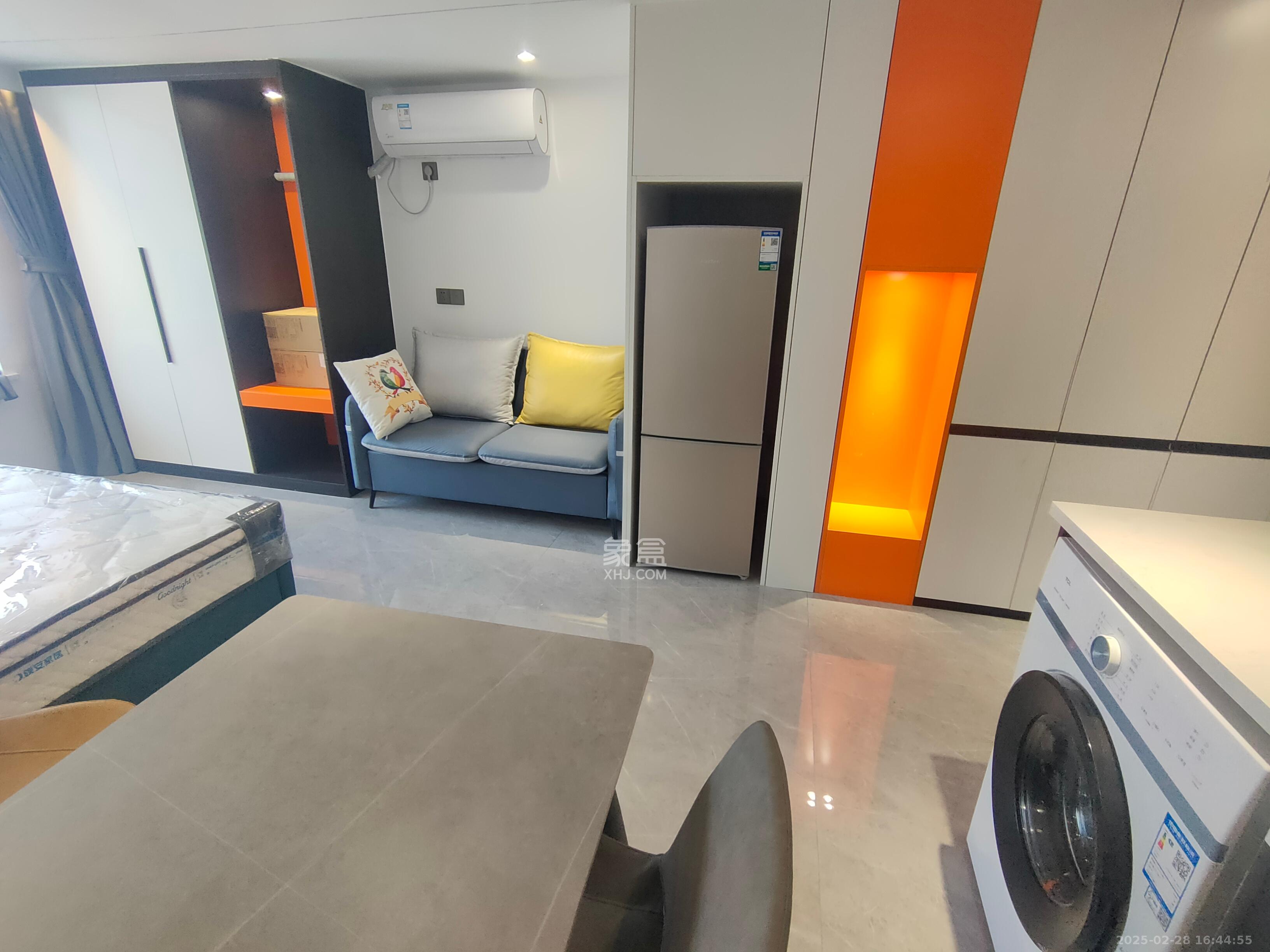 龙湖新壹城 1室0厅1卫 1500.0元/月 龙湖新壹城 1室0厅1卫 1500.0元/月户型图