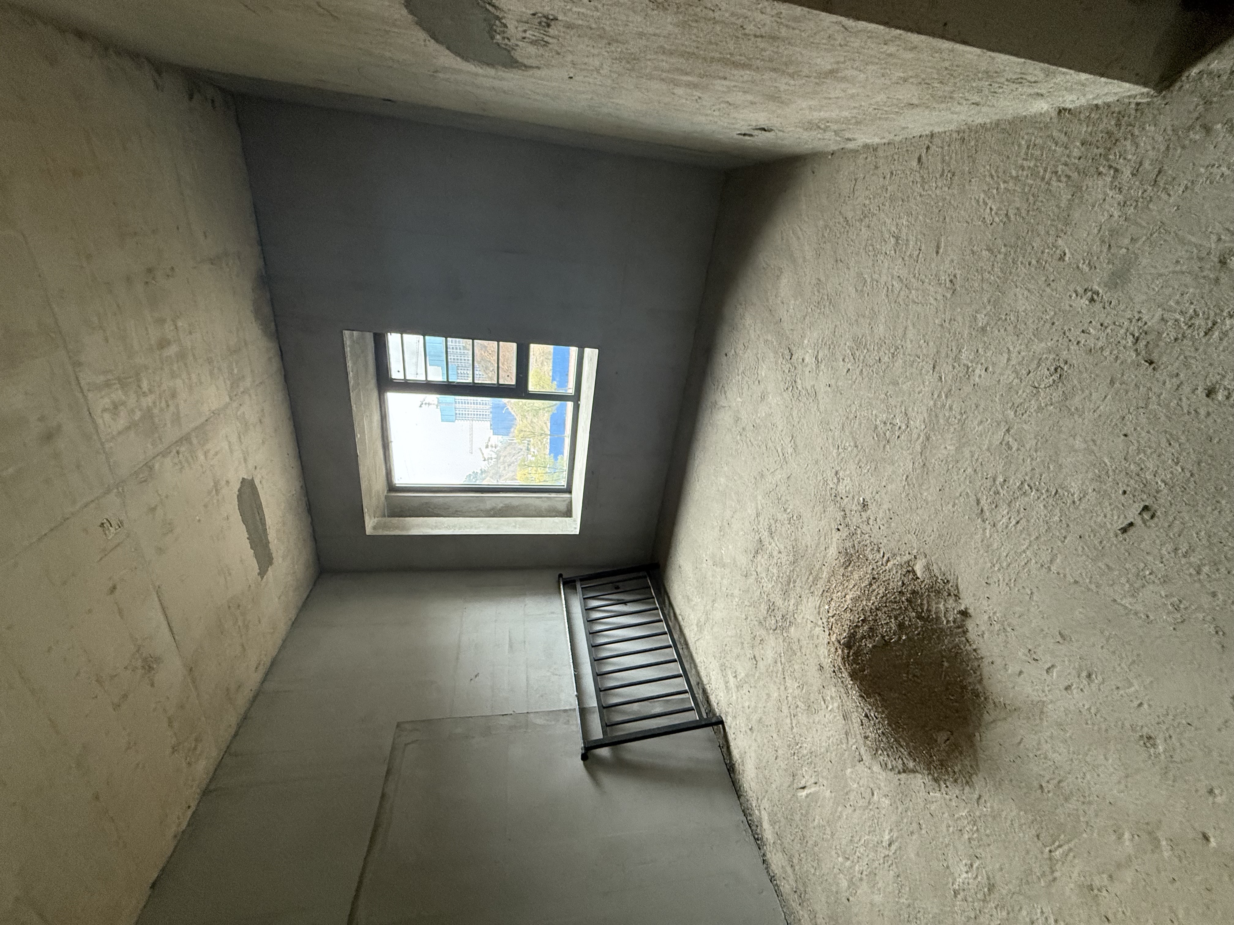 百弘学府城三期 5室2厅0卫 77.8万 百弘学府城三期 5室2厅0卫 77.8万客厅