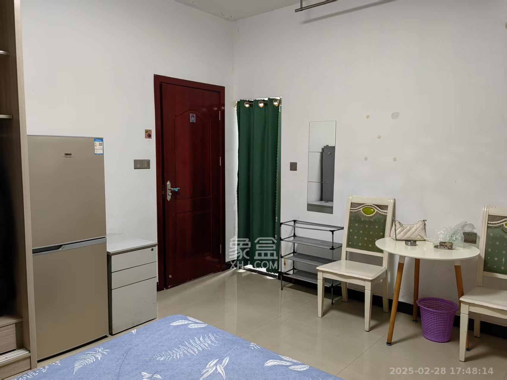 长远华樟名府 1室1厅2卫 1300.0元/月 长远华樟名府 1室1厅2卫 1300.0元/月室内图