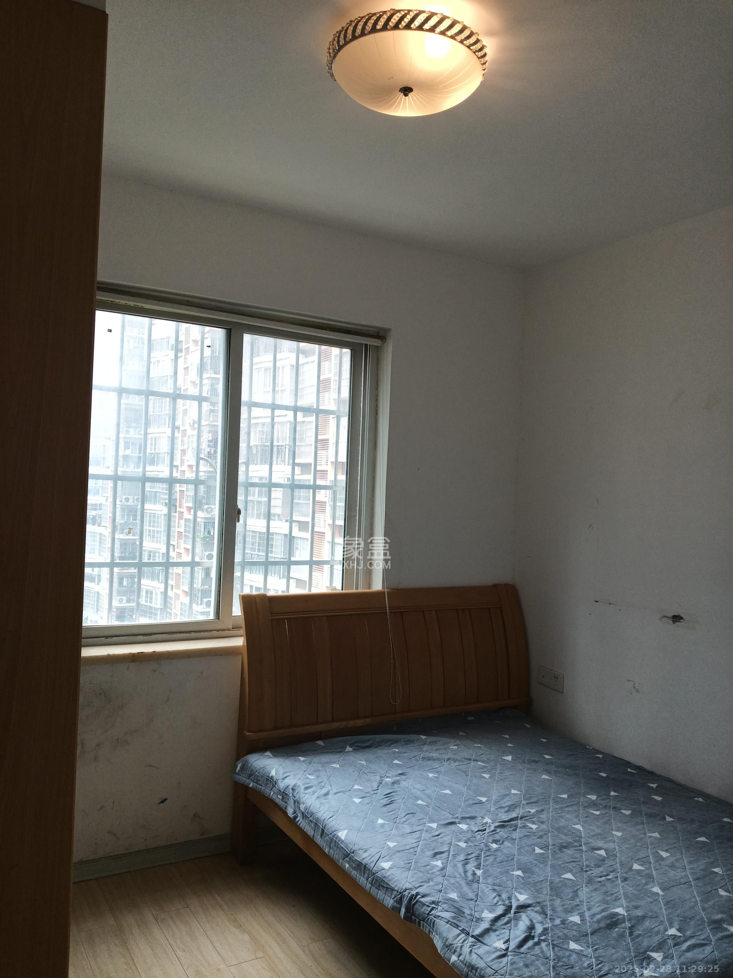 红树湾 2室2厅1卫 1400.0元/月 红树湾 2室2厅1卫 1400.0元/月室内图