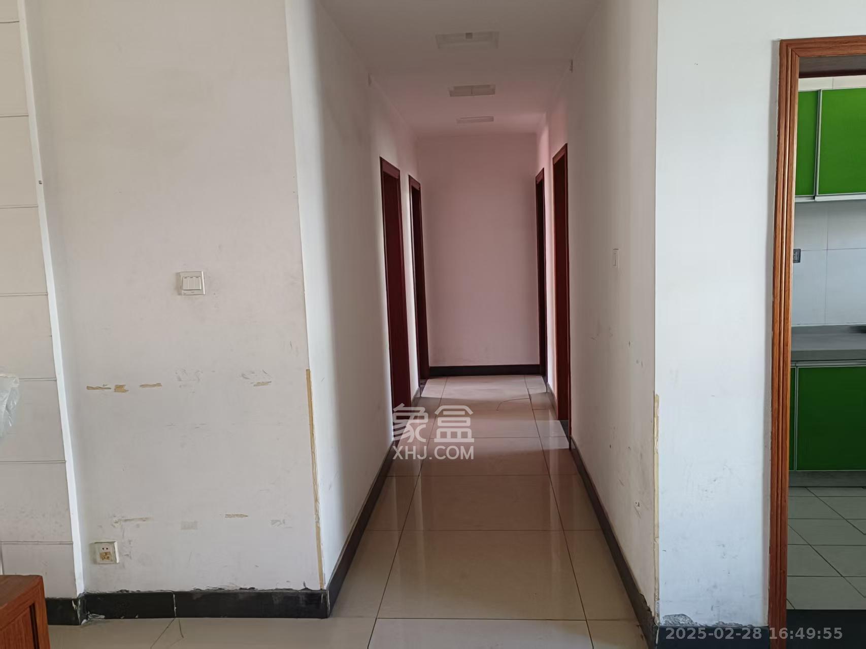 兴隆小区 3室2厅1卫 1500.0元/月 兴隆小区 3室2厅1卫 1500.0元/月室内图