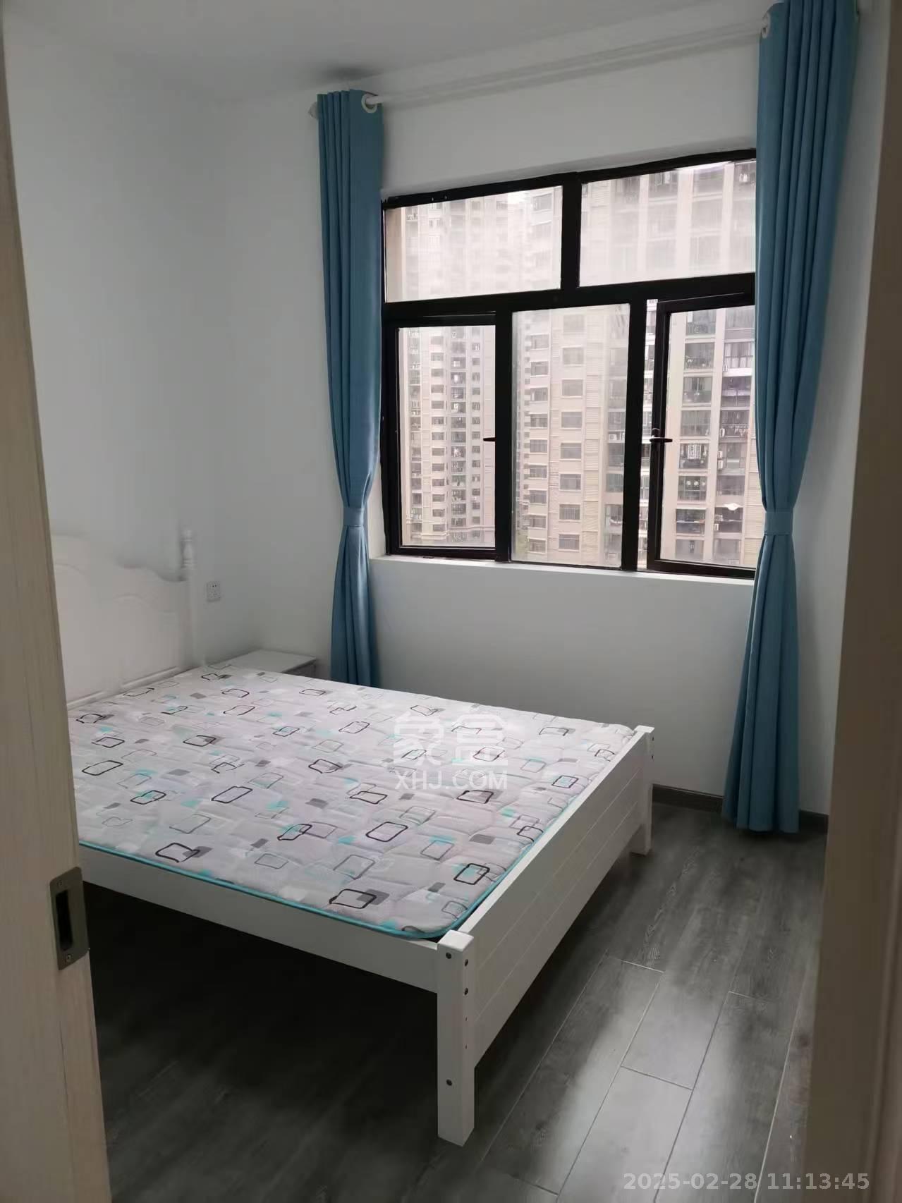 辉煌国际城二期  4室2厅2卫    2800.0元/月 辉煌国际城二期  4室2厅2卫    2800.0元/月室内图