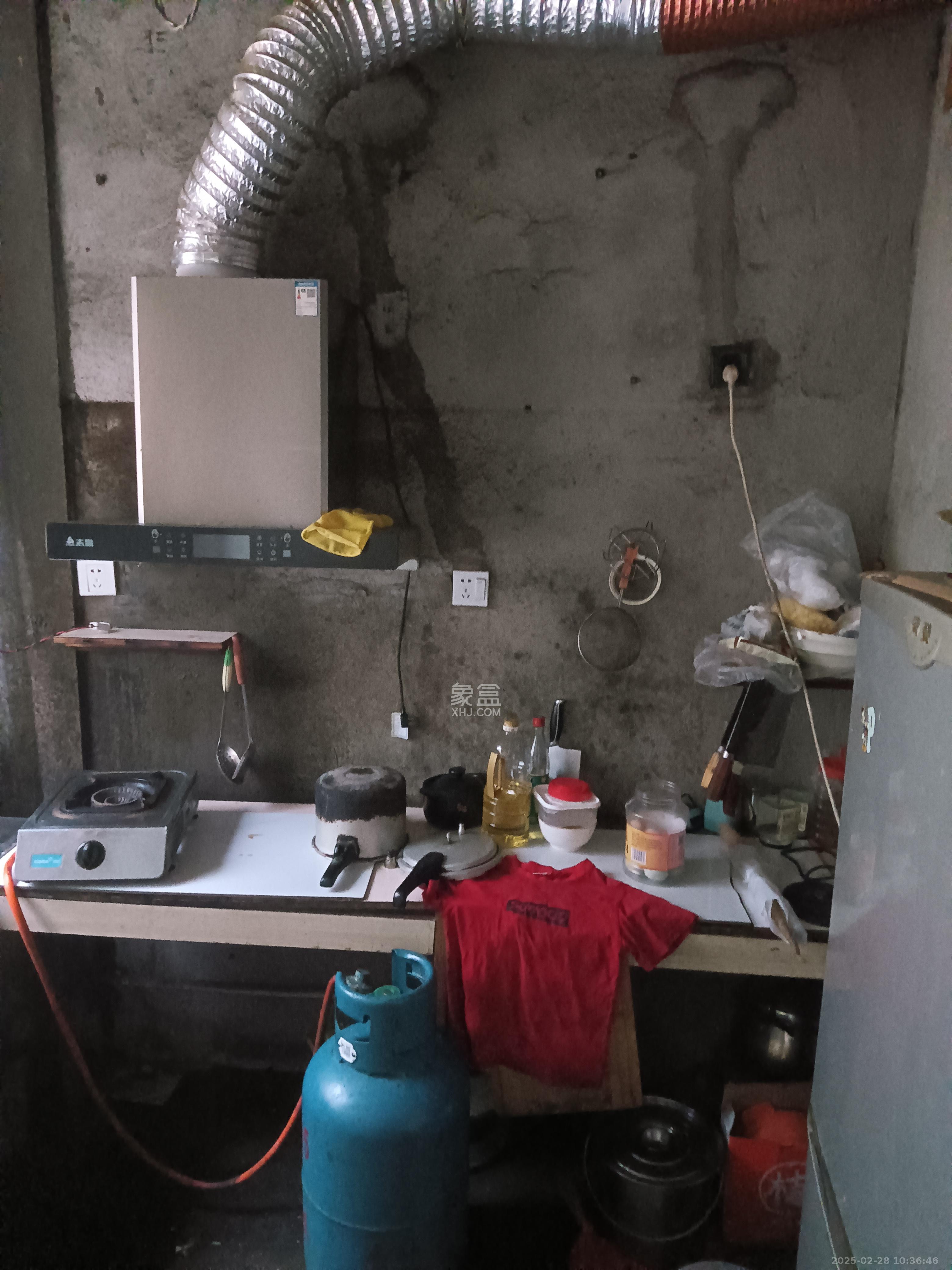 朝正美苑 3室2厅2卫 2200.0元/月 朝正美苑 3室2厅2卫 2200.0元/月室内图