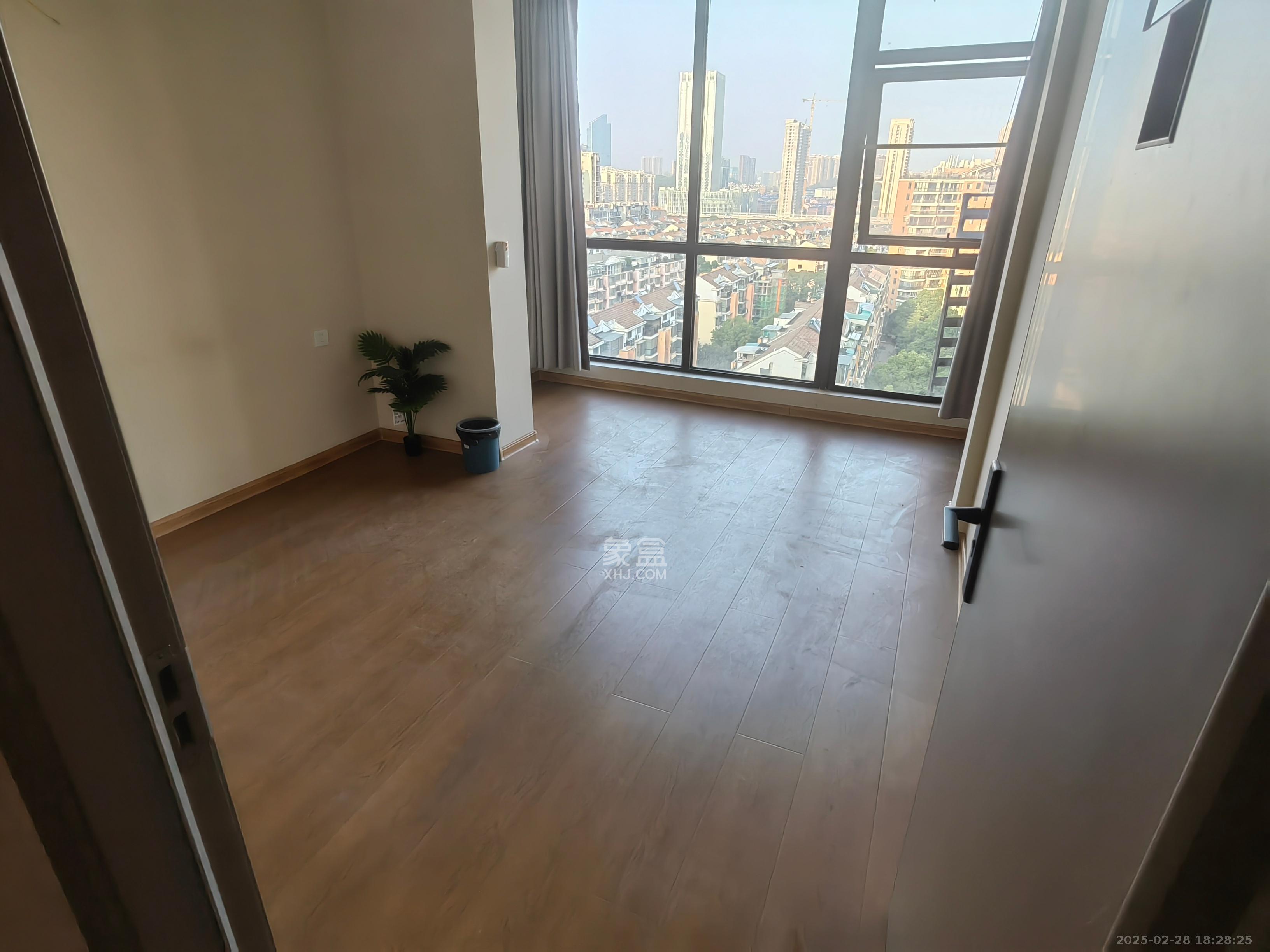 乐尚城 1室0厅0卫 6800.0元/月 乐尚城 1室0厅0卫 6800.0元/月室内图