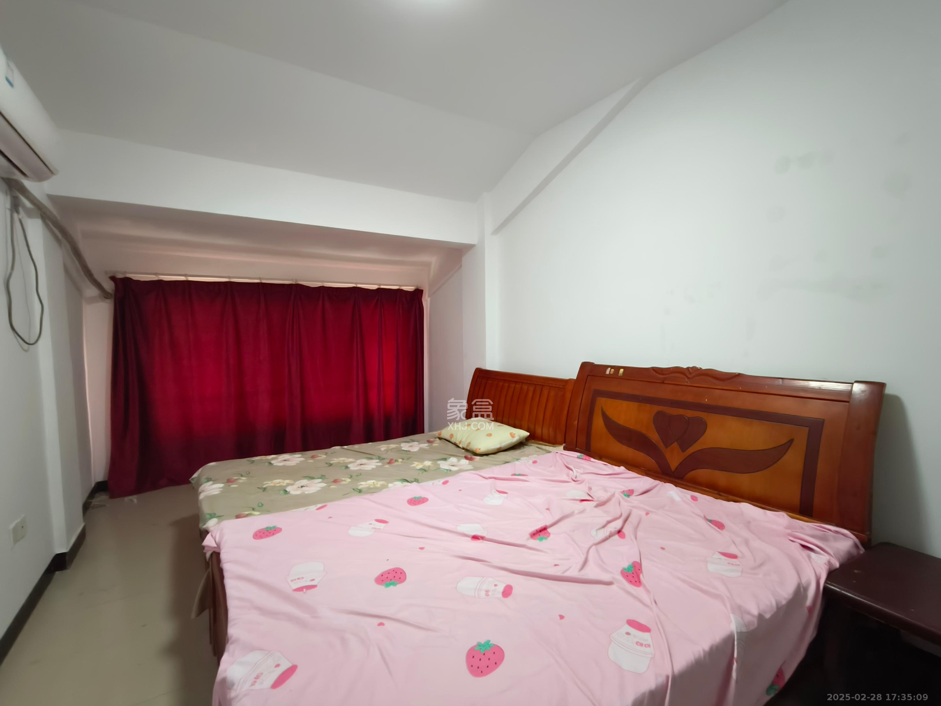 龙塘安置区(龙塘小区)  3室2厅1卫    2000.0元/月 龙塘安置区(龙塘小区)  3室2厅1卫    2000.0元/月室内图