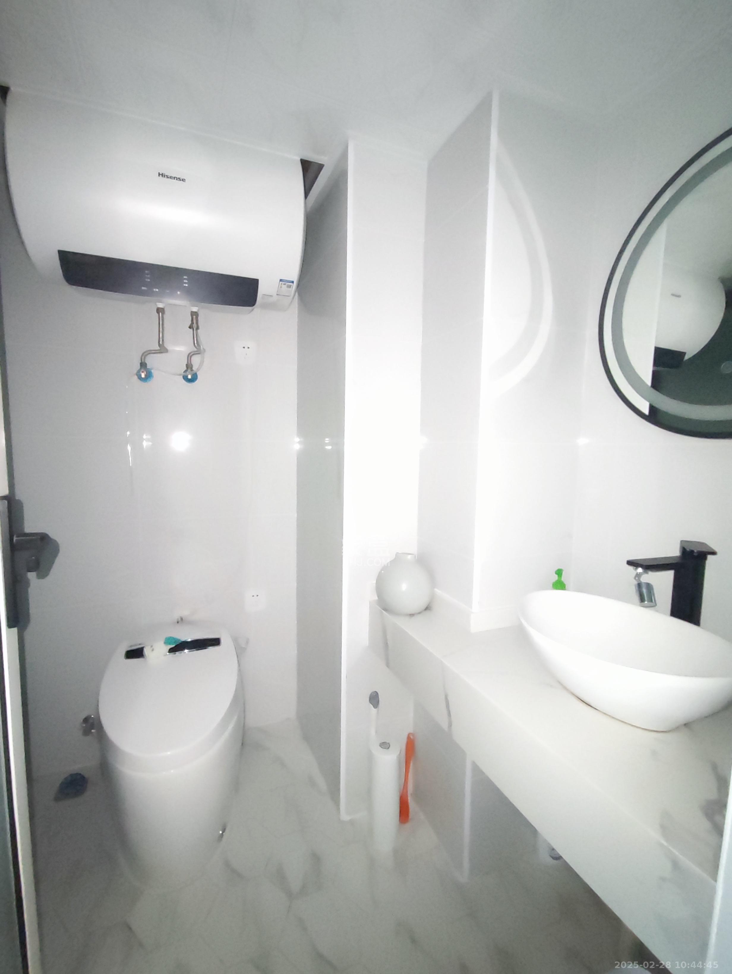 润和国际广场  1室0厅0卫    2600.0元/月 润和国际广场  1室0厅0卫    2600.0元/月室内图