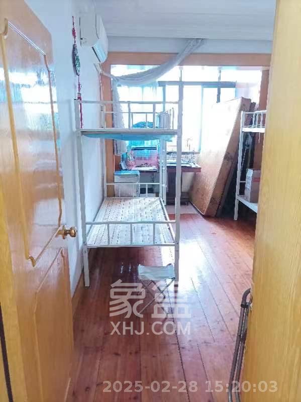 卫国街散盘  2室1厅1卫   2000.00元/月室内图