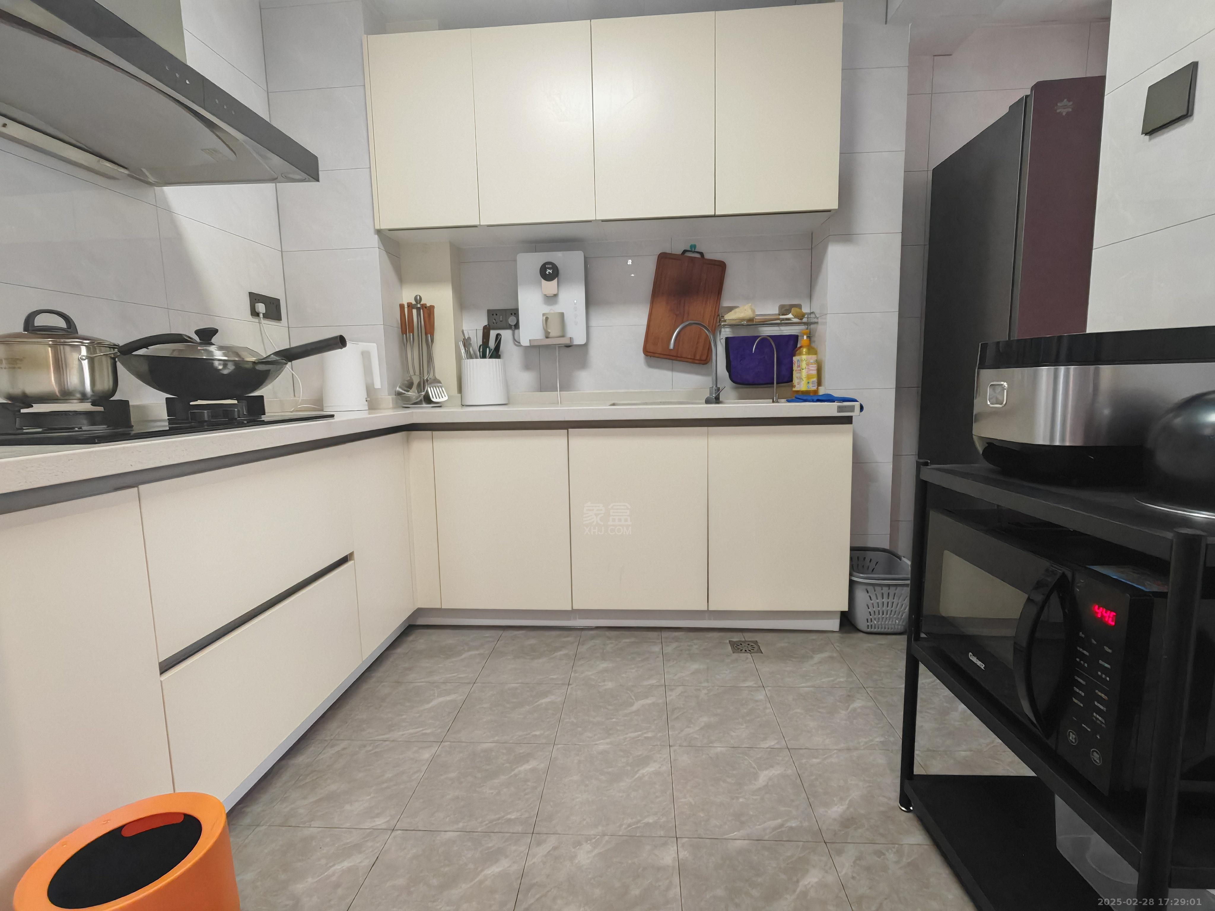 东鼎紫园 2室2厅1卫 1700.0元/月 东鼎紫园 2室2厅1卫 1700.0元/月室内图