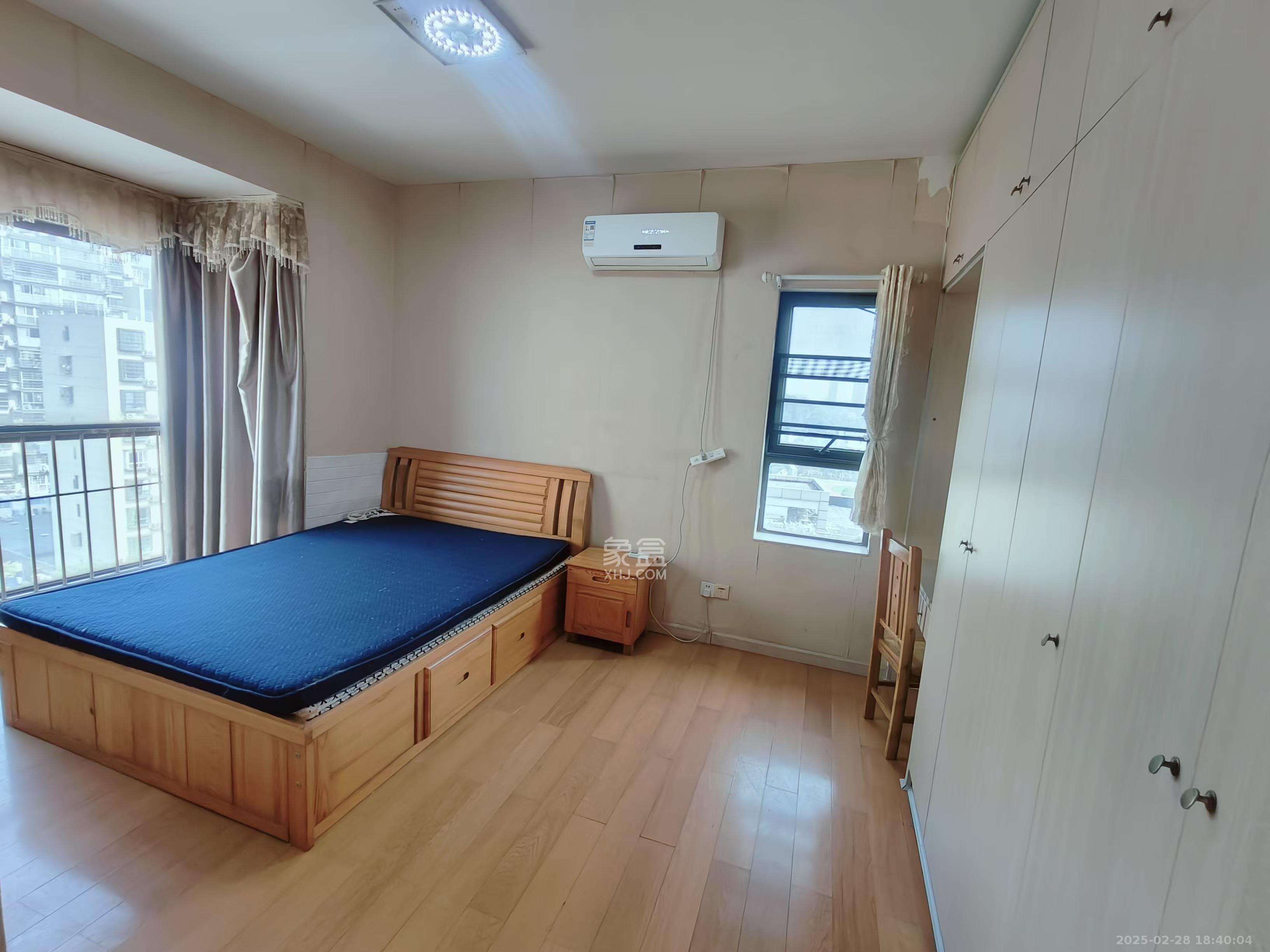 远大麓园  3室2厅2卫    2280.0元/月室内图