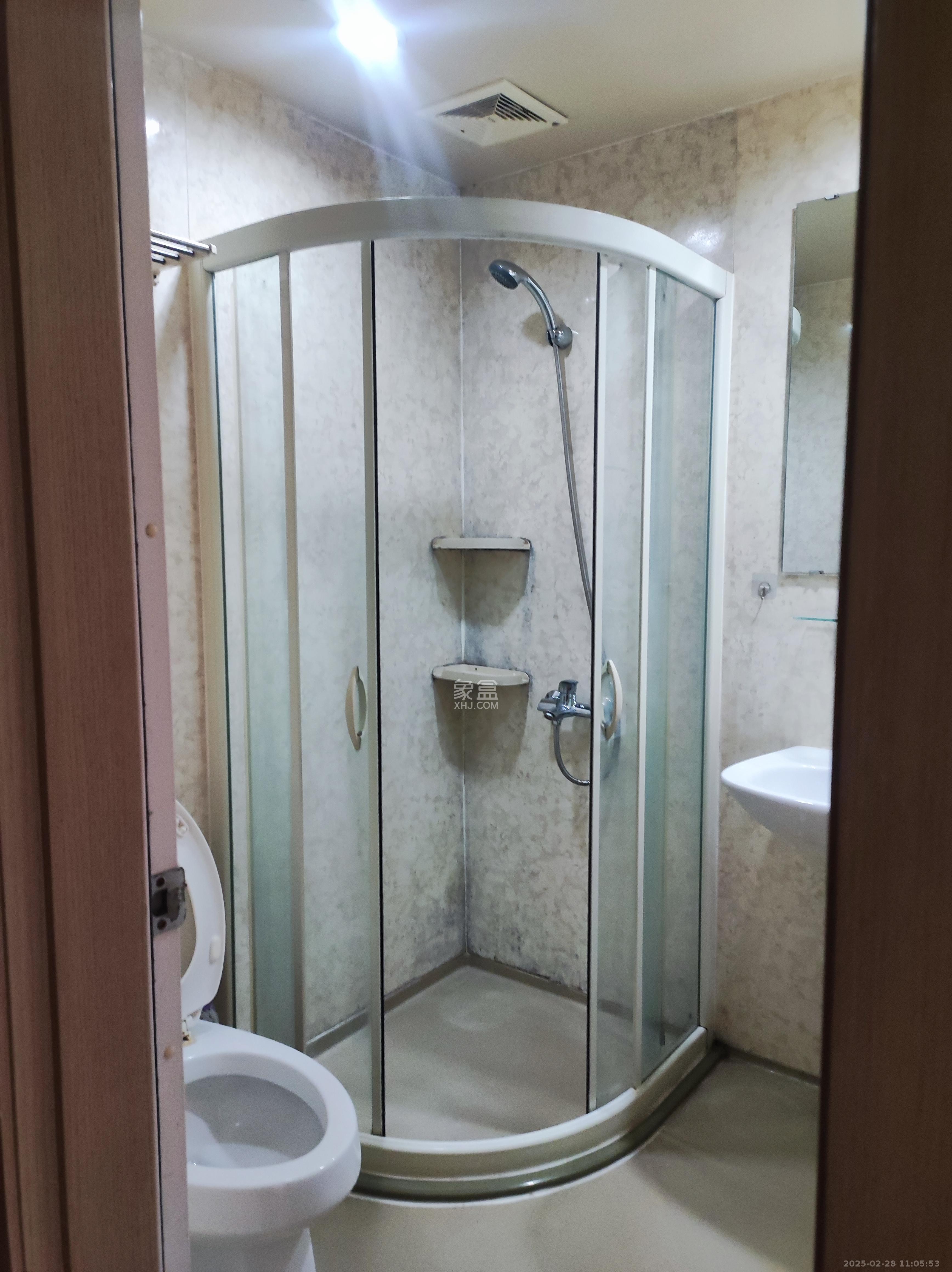 花漾年华(桂花园) 1室1厅1卫 1200.0元/月 花漾年华(桂花园) 1室1厅1卫 1200.0元/月室内图