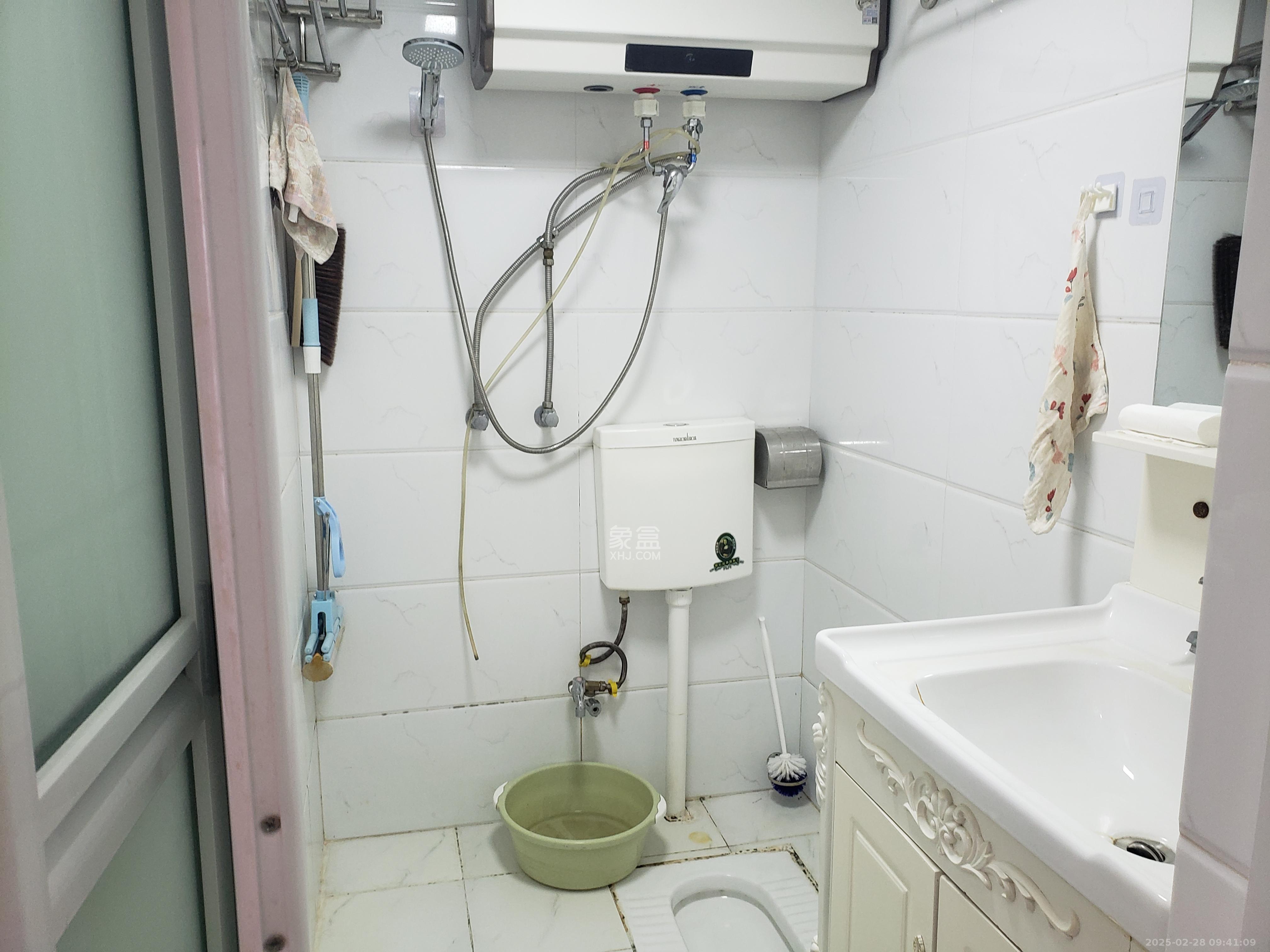 叠彩兰亭  1室1厅1卫    1500.0元/月室内图