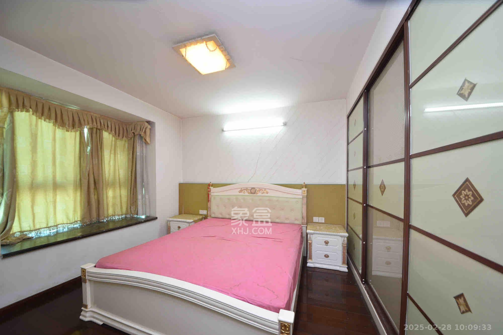 鸿景苑 4室2厅3卫 4000.0元/月 鸿景苑 4室2厅3卫 4000.0元/月室内图