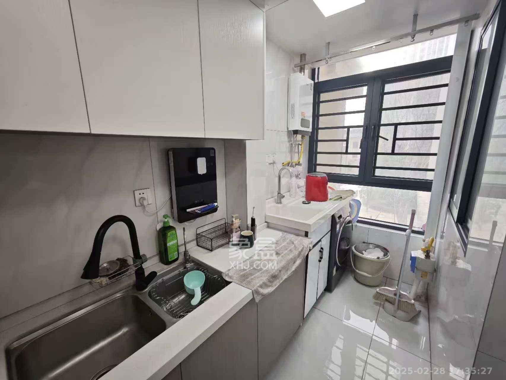 恒大御景天下城四期  3室2厅1卫    2800.0元/月 恒大御景天下城四期  3室2厅1卫    2800.0元/月室内图