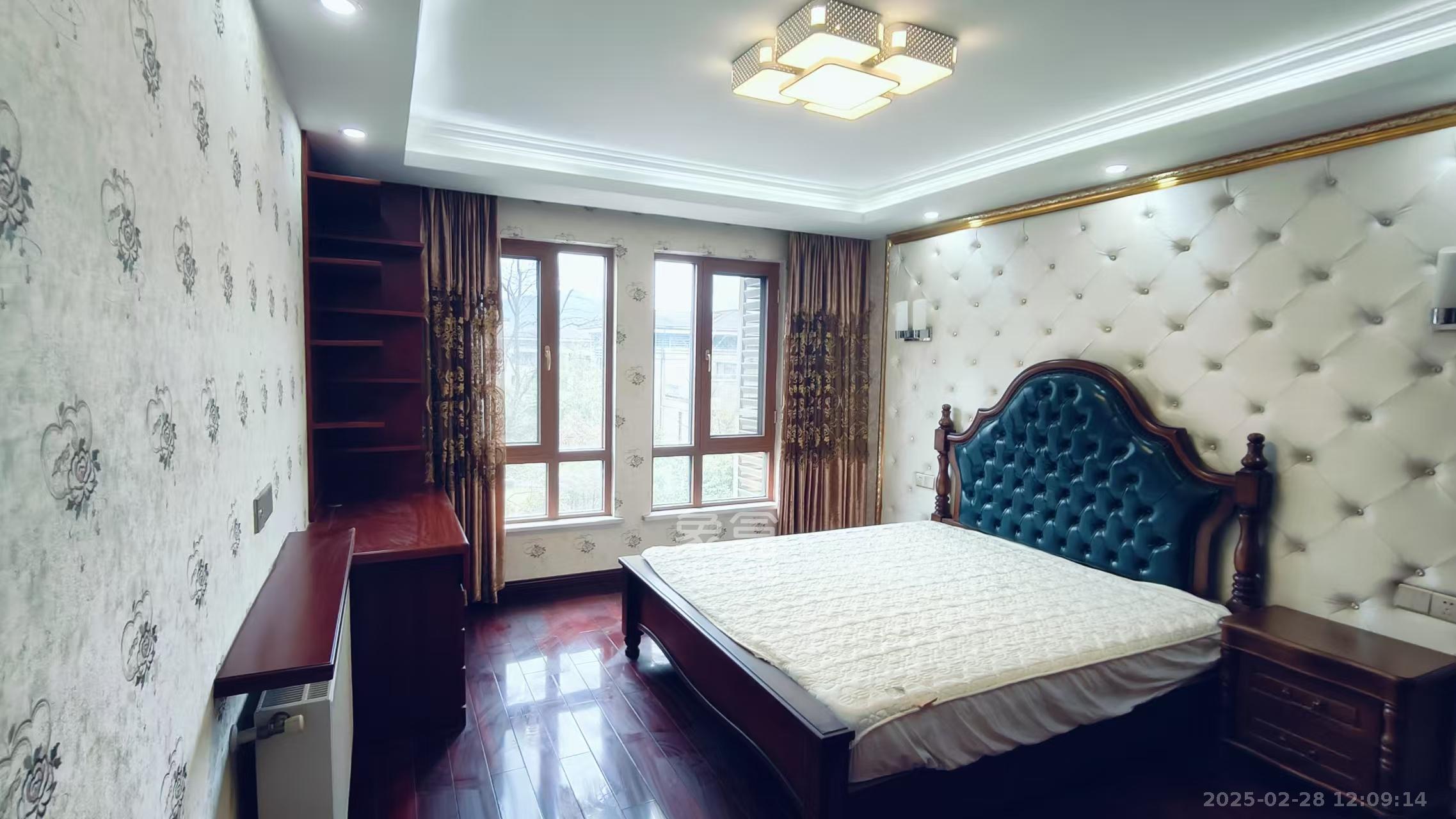 天麓尚层 5室2厅4卫 10000.0元/月 天麓尚层 5室2厅4卫 10000.0元/月室内图