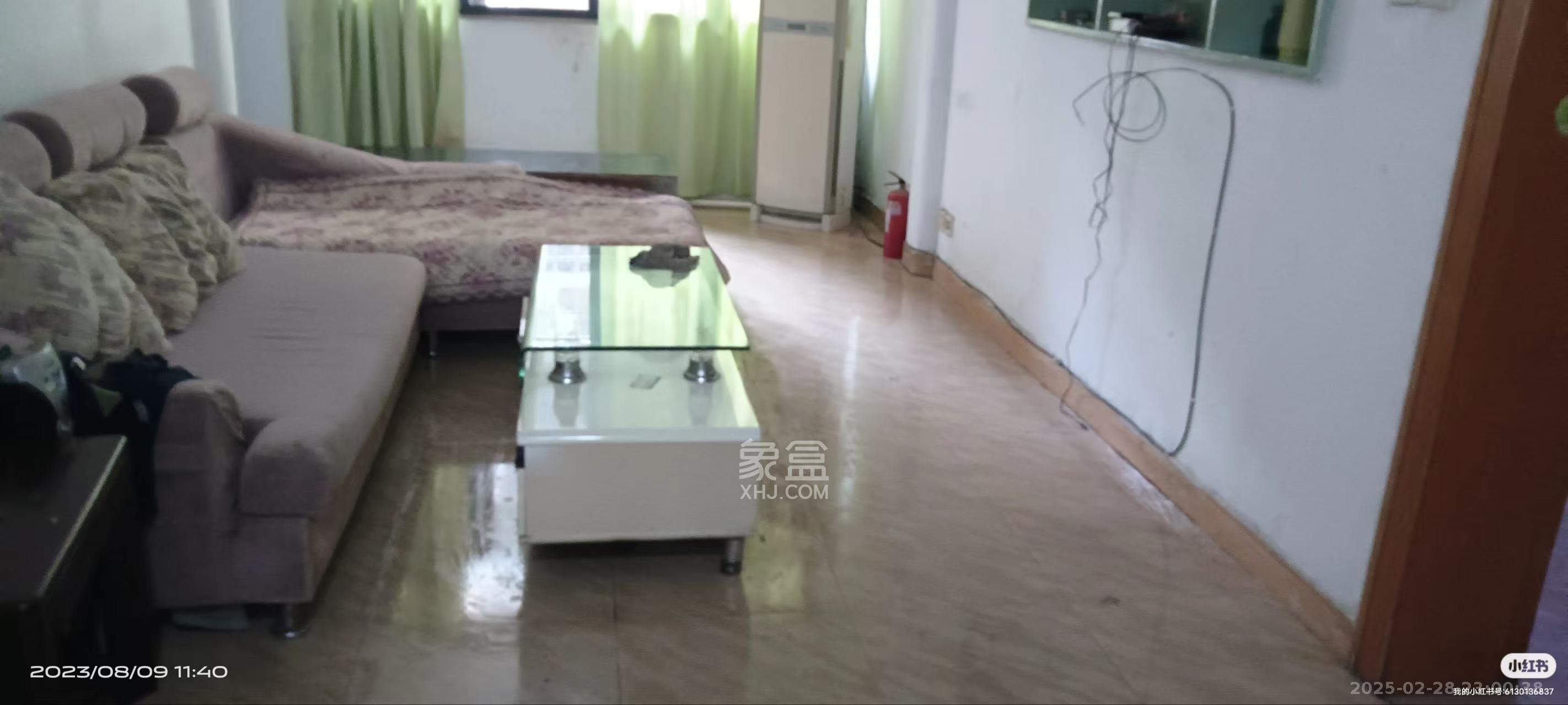 东风二村社区房 4室2厅1卫 2600.0元/月 东风二村社区房 4室2厅1卫 2600.0元/月室内图