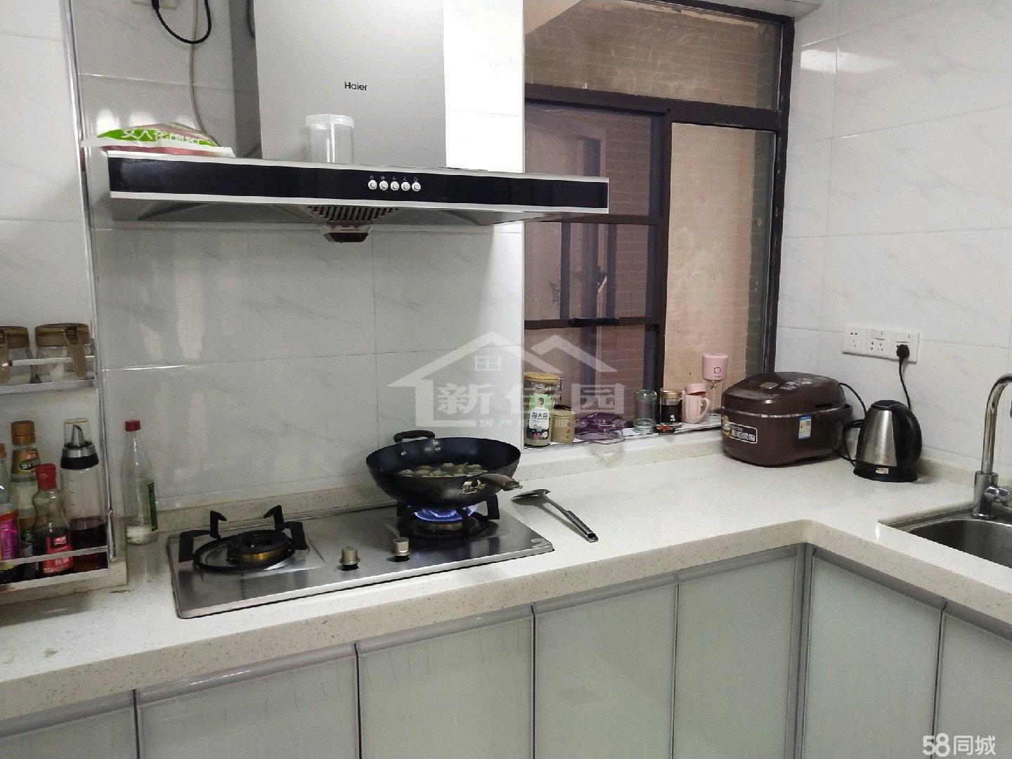 华天城小区 2室2厅1卫 2500.0元/月 华天城小区 2室2厅1卫 2500.0元/月室内图