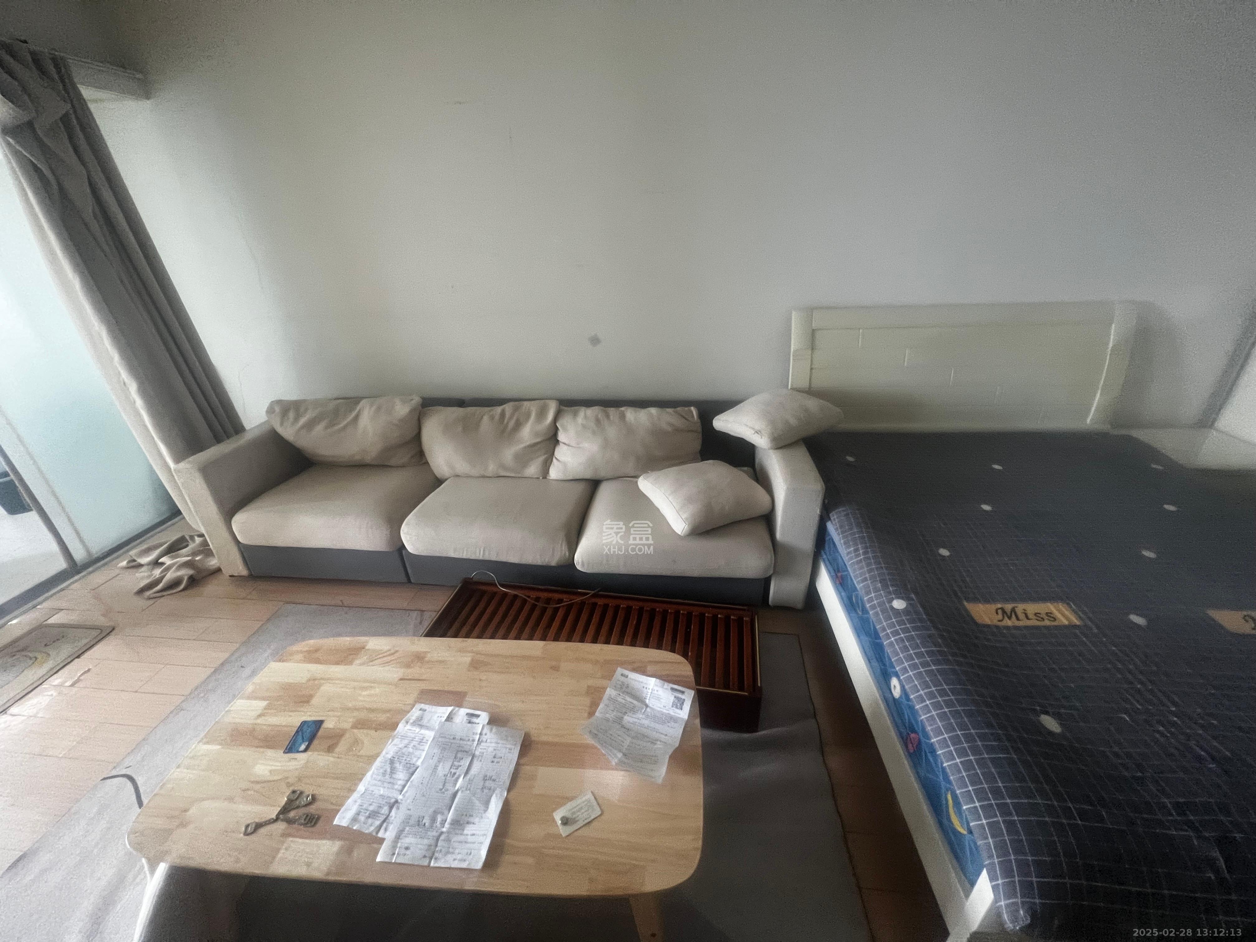 东一国际  1室1厅1卫   1400.00元/月室内图