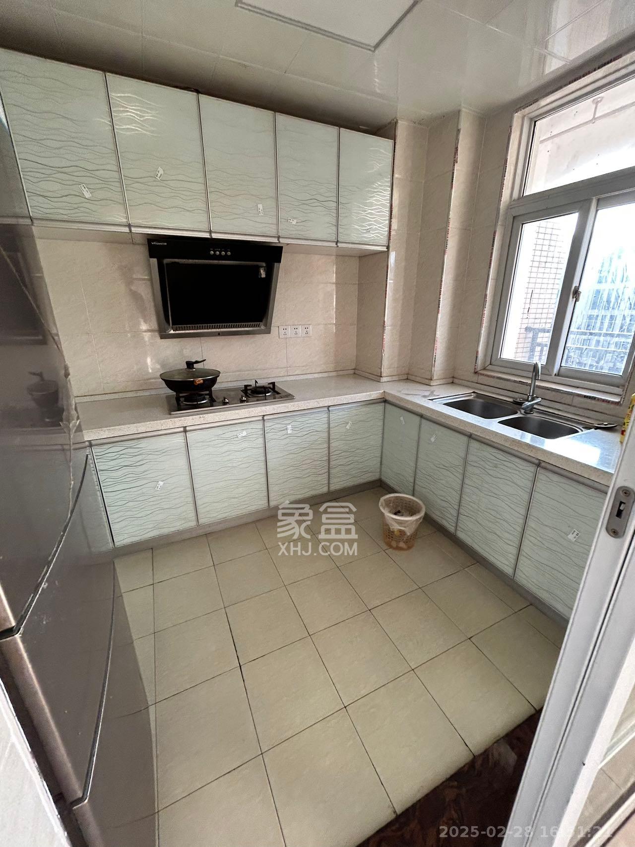 五矿紫湖香醍 4室2厅2卫 2300.0元/月 五矿紫湖香醍 4室2厅2卫 2300.0元/月室内图