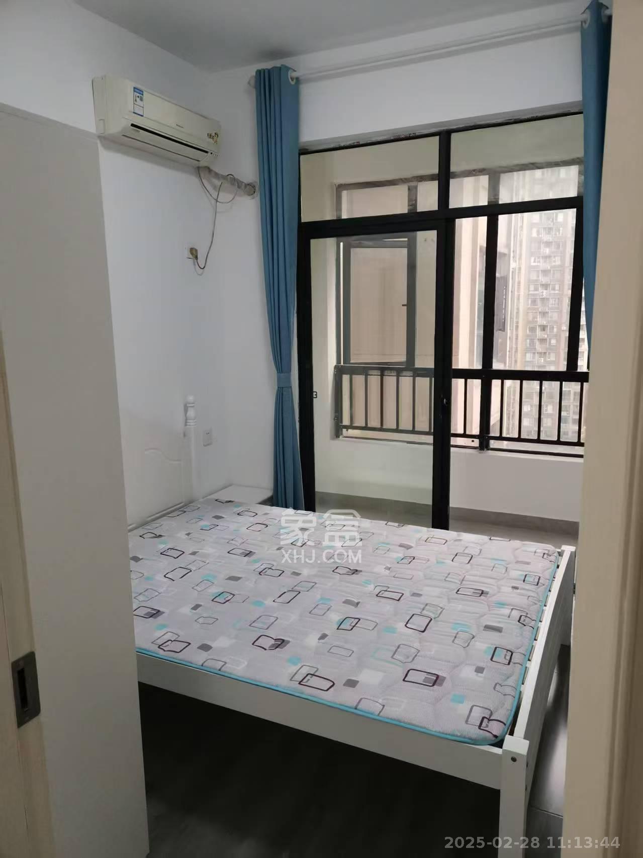 辉煌国际城二期  4室2厅2卫    2800.0元/月 辉煌国际城二期  4室2厅2卫    2800.0元/月室内图