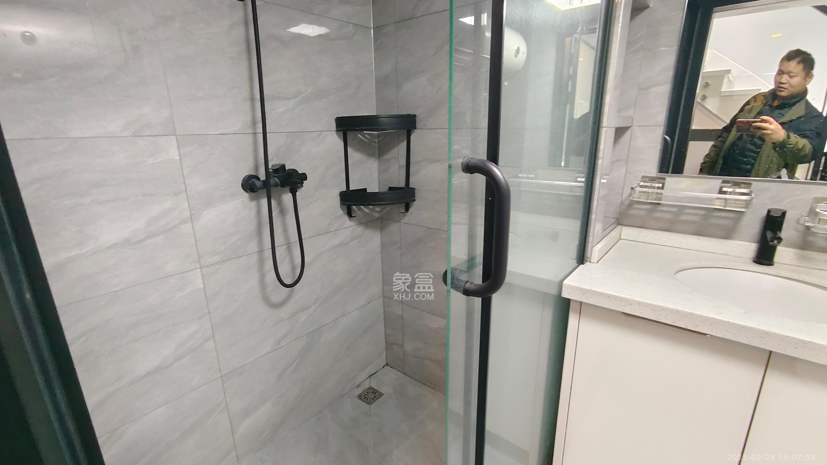 龙湖新壹城  1室1厅1卫   2500.00元/月室内图