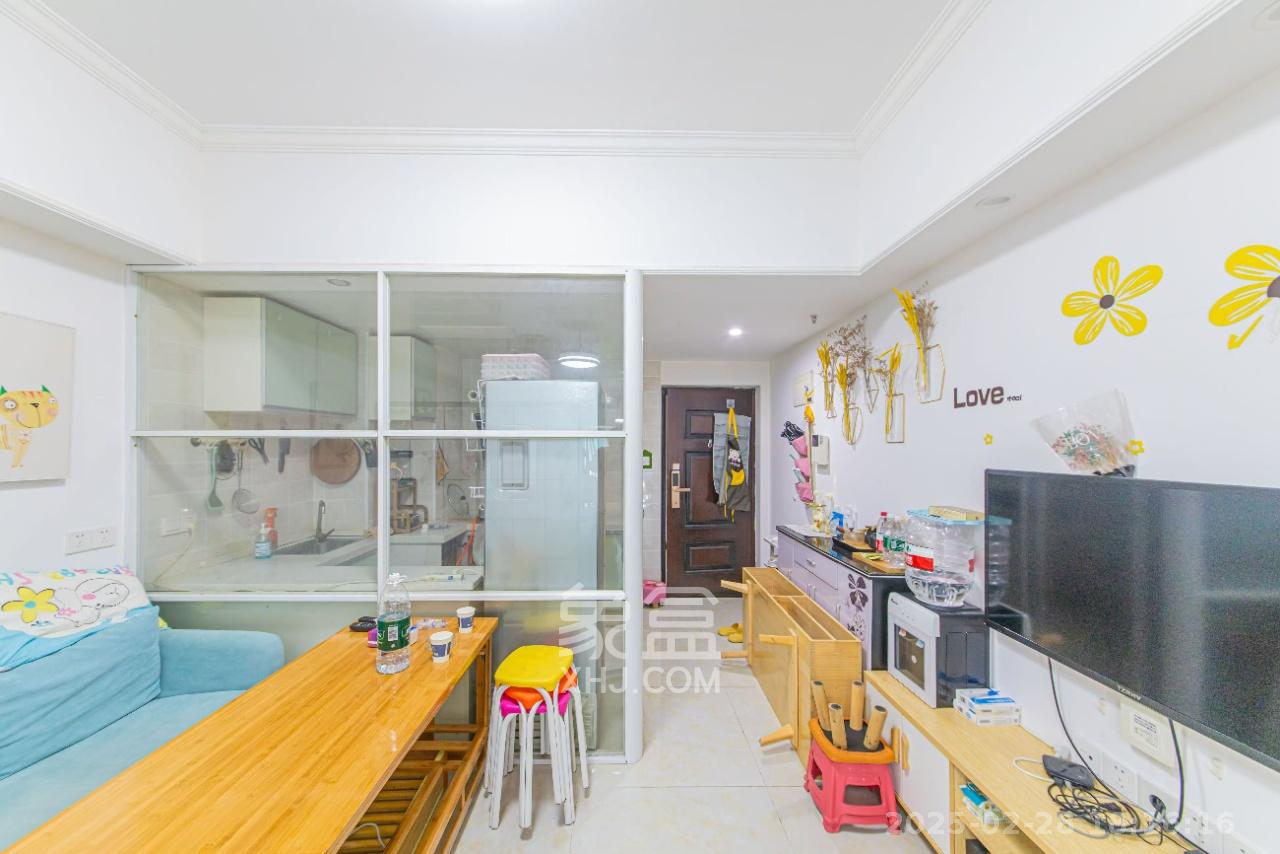 中建芙蓉嘉苑  1室1厅1卫    1500.0元/月室内图