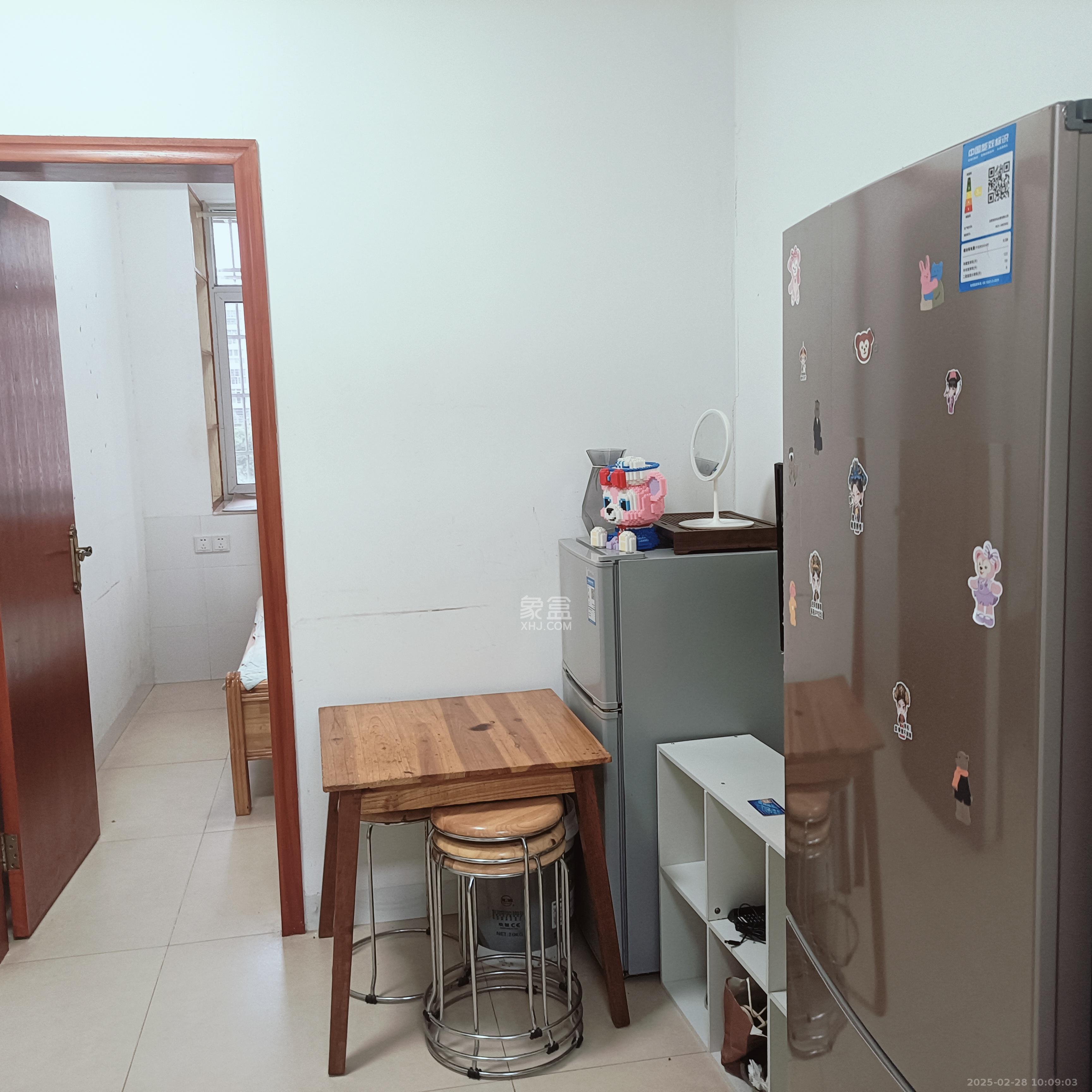 骑龙安置小区  2室2厅1卫   1200.00元/月室内图