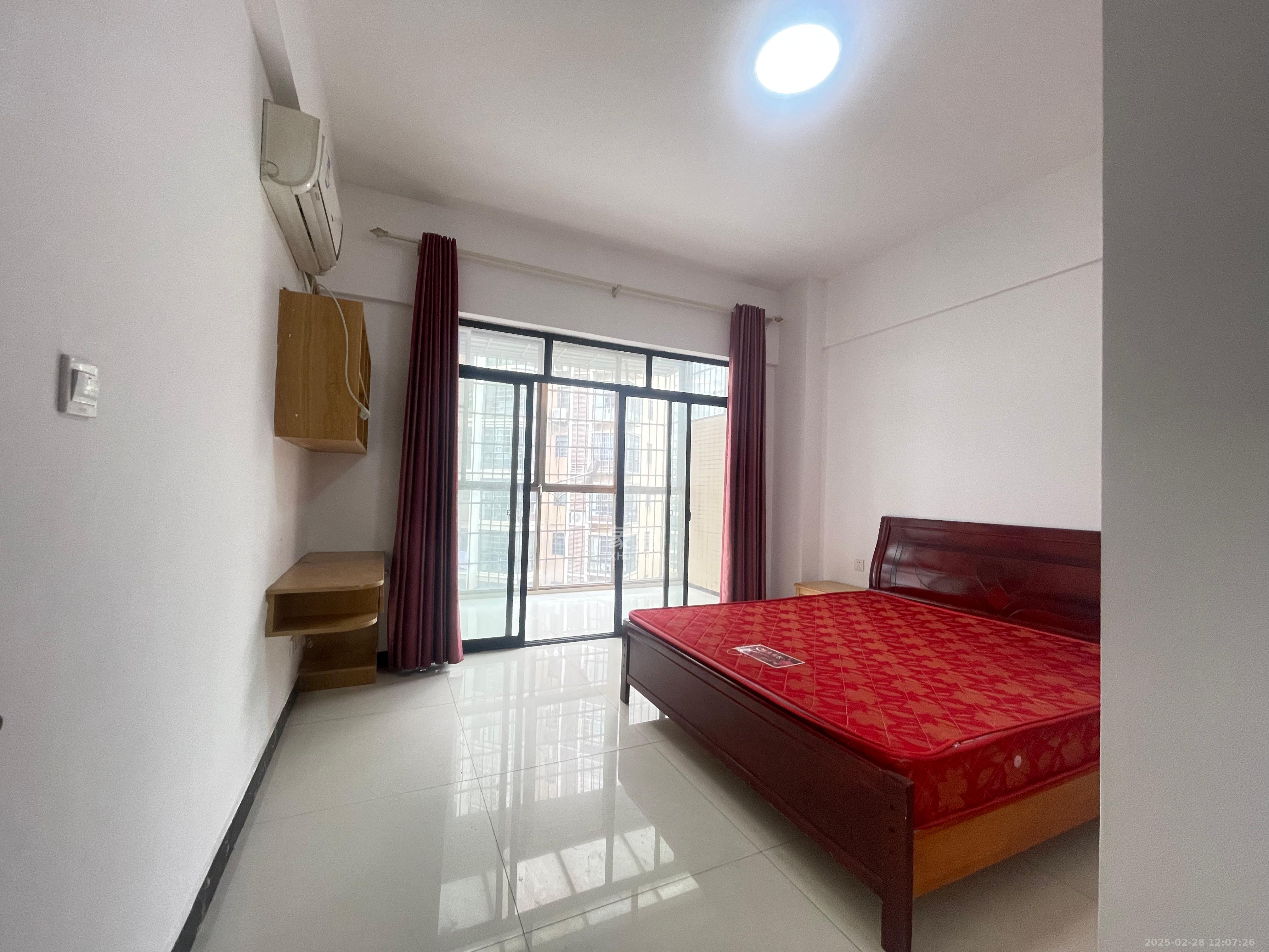 山水金庭  2室1厅1卫    880.0元/月 山水金庭  2室1厅1卫    880.0元/月室内图