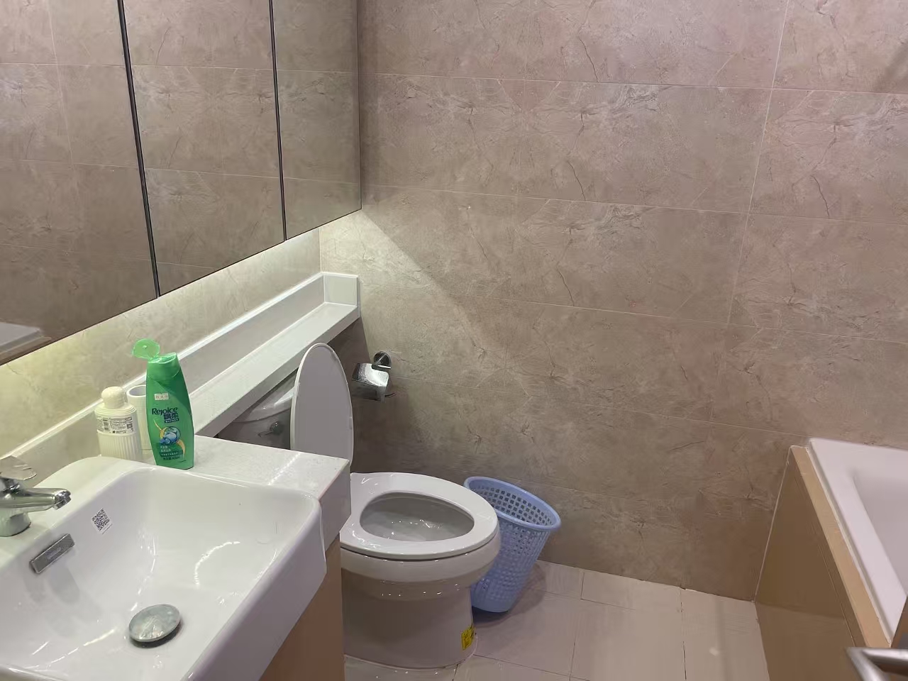 环球100宝龙城 3室2厅2卫 2000.0元/月 环球100宝龙城 3室2厅2卫 2000.0元/月室内图