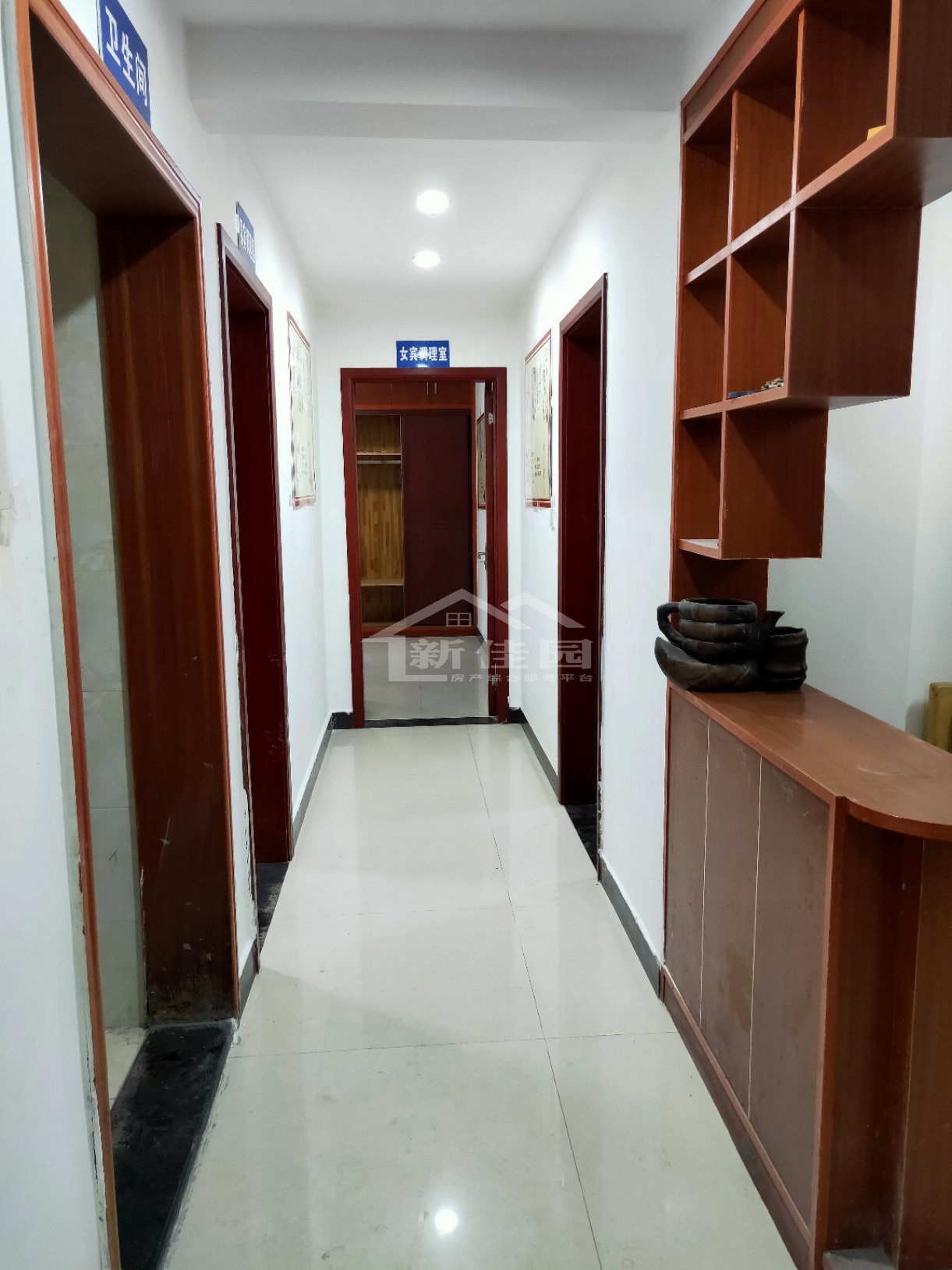 维港十字街  3室2厅2卫    1800.0元/月 维港十字街  3室2厅2卫    1800.0元/月室内图