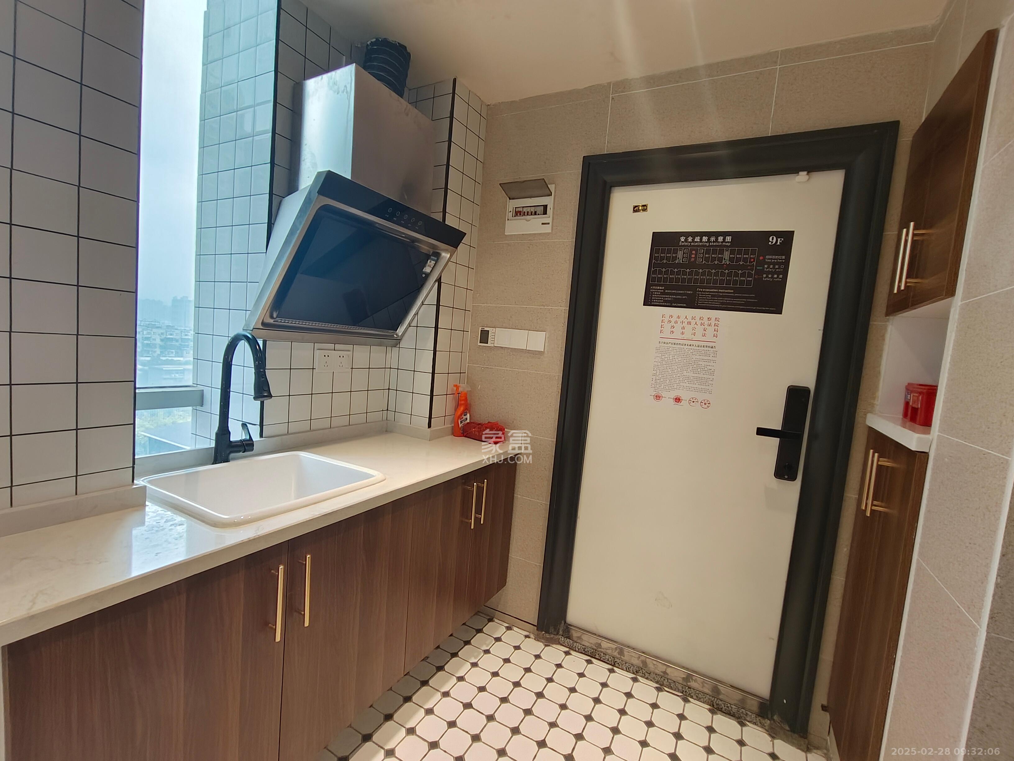 宇成朝阳广场  1室0厅1卫   1700.00元/月室内图