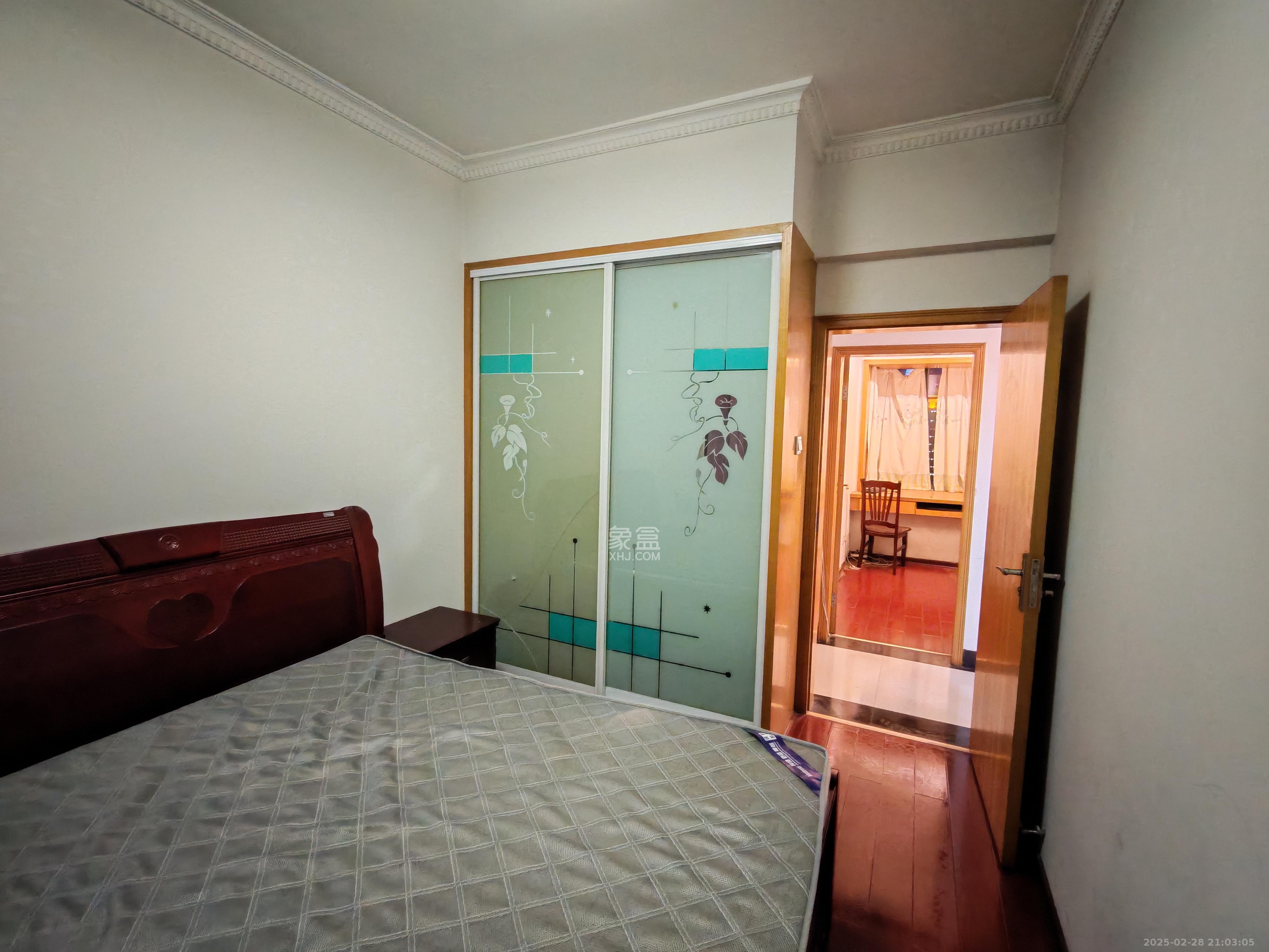 滨江君悦香邸 3室2厅2卫 3200.0元/月 滨江君悦香邸 3室2厅2卫 3200.0元/月室内图