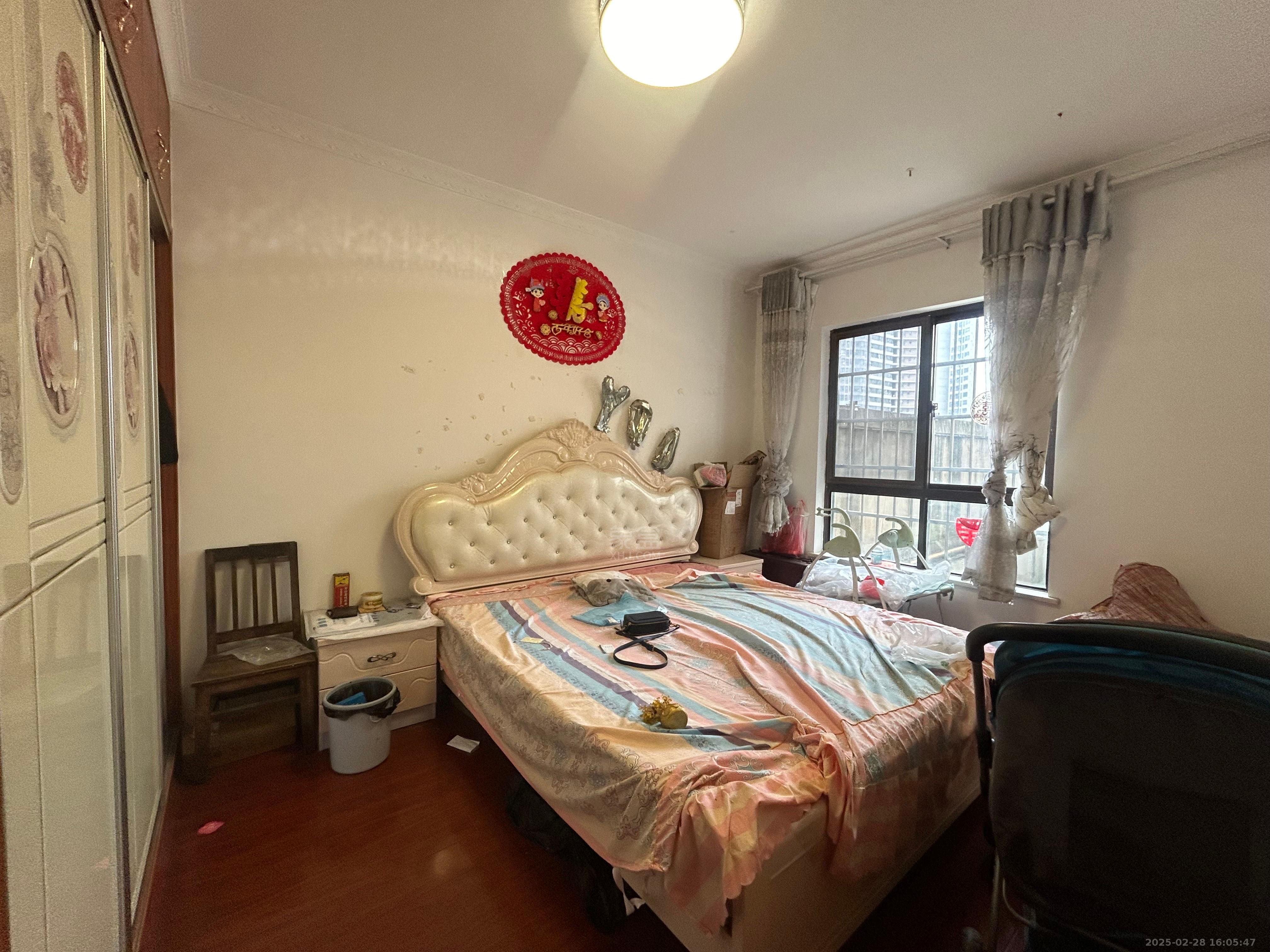 蓝溪谷  3室2厅2卫   2000.00元/月室内图