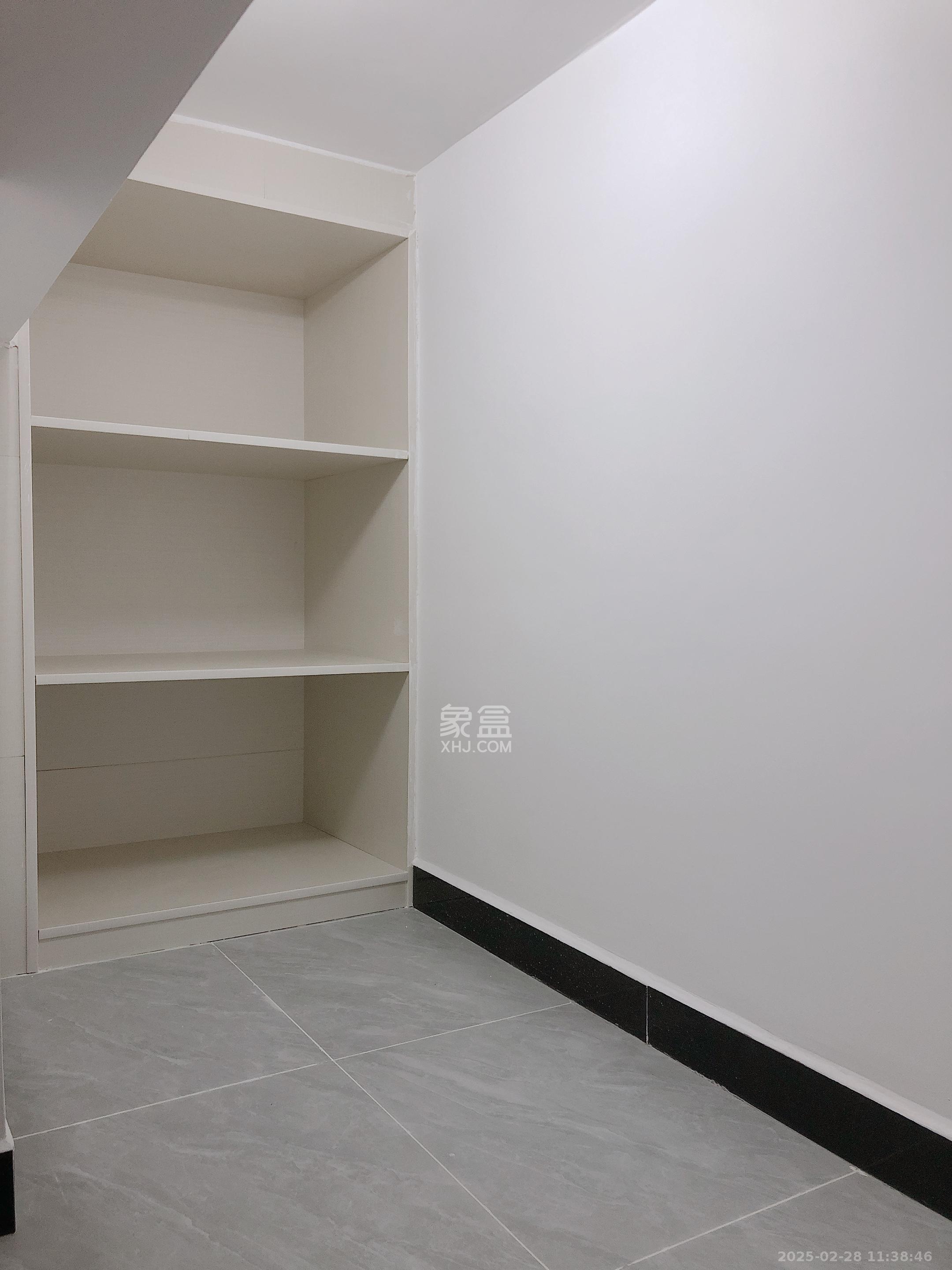 龙湖湘江星座(祺鑫星座公寓) 1室1厅2卫 1200.0元/月 龙湖湘江星座(祺鑫星座公寓) 1室1厅2卫 1200.0元/月室内图