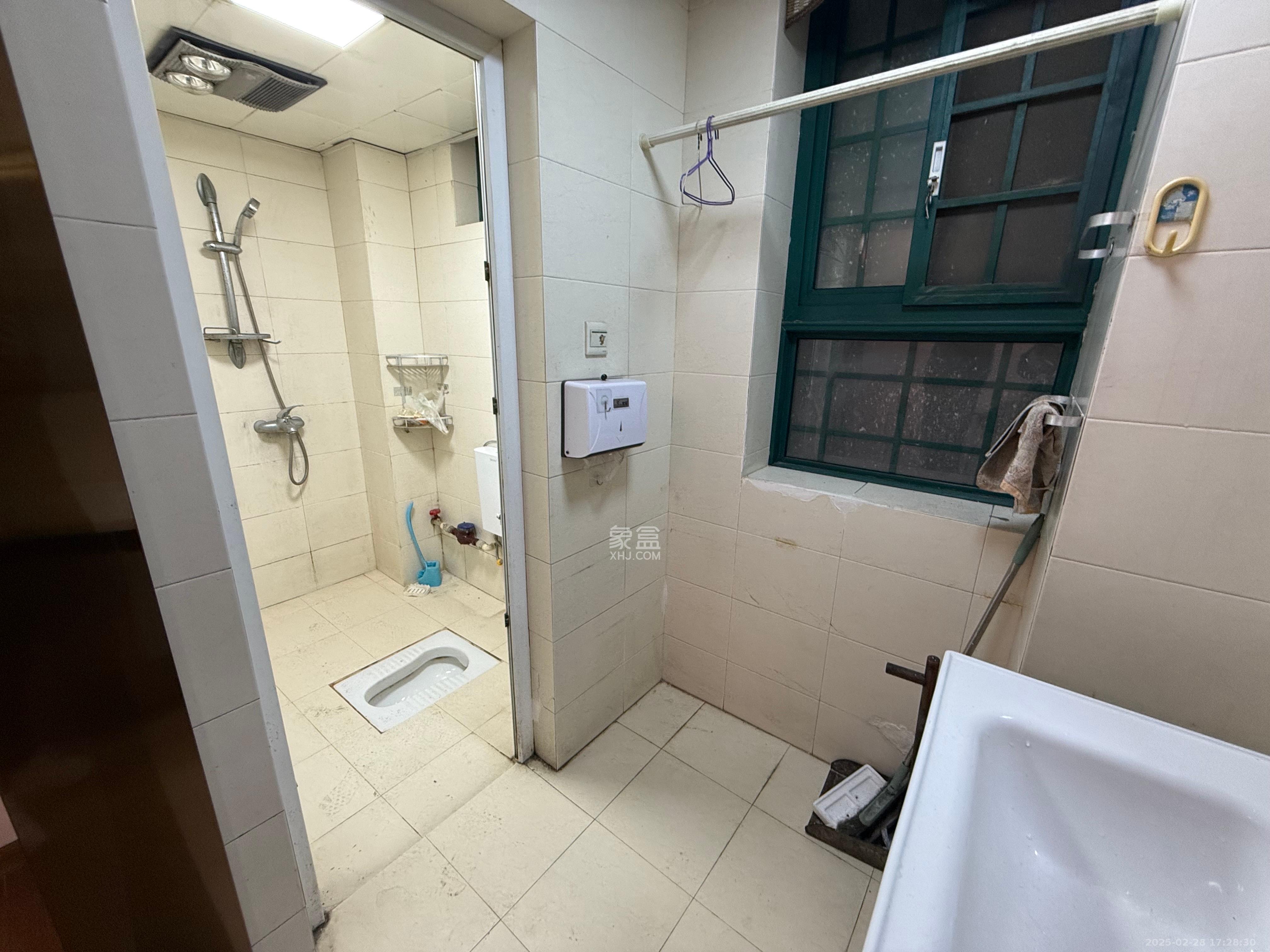 曙光大邸  3室2厅1卫   2800.00元/月室内图