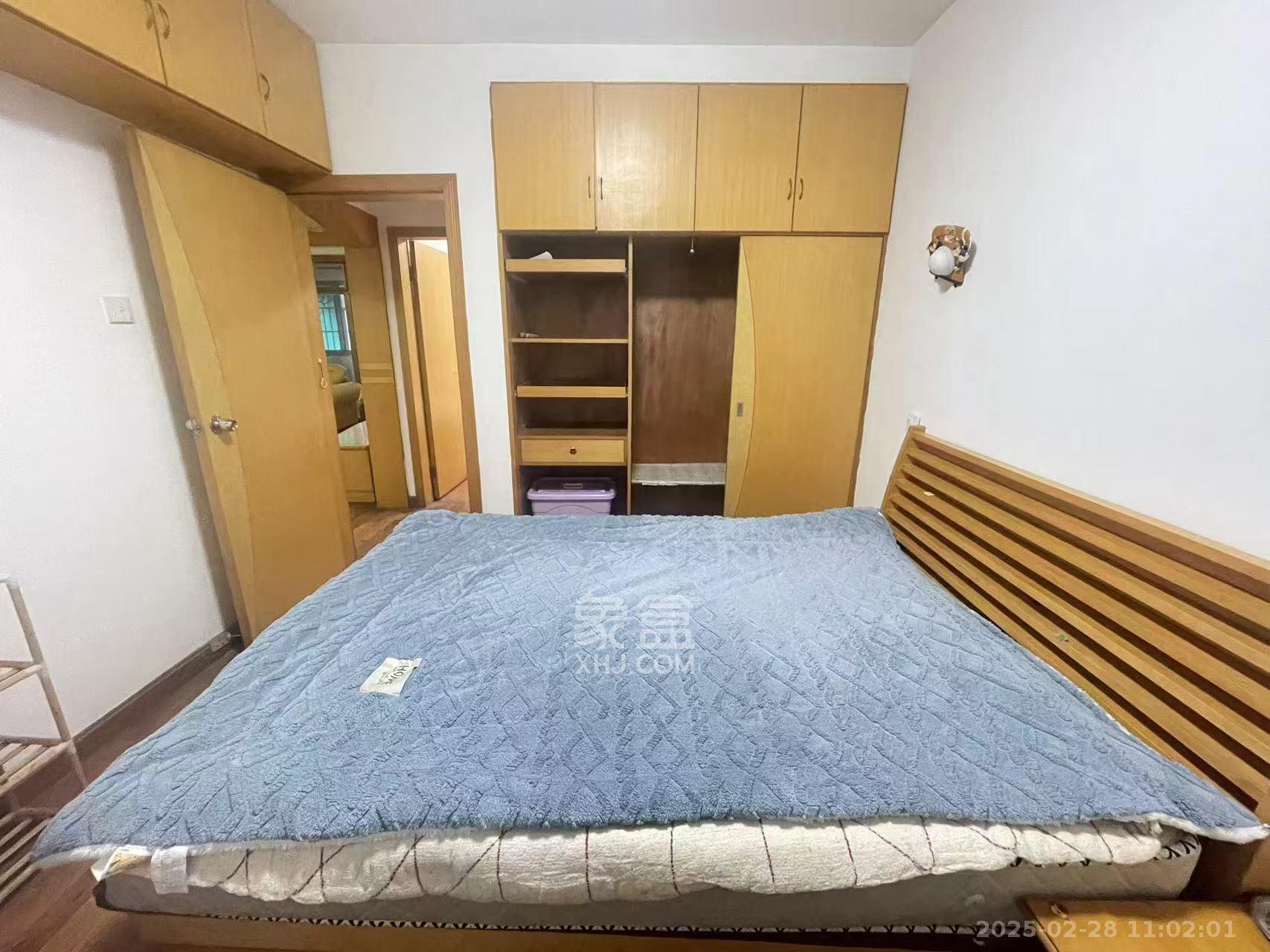 雄海花园  3室2厅1卫    2100.0元/月室内图